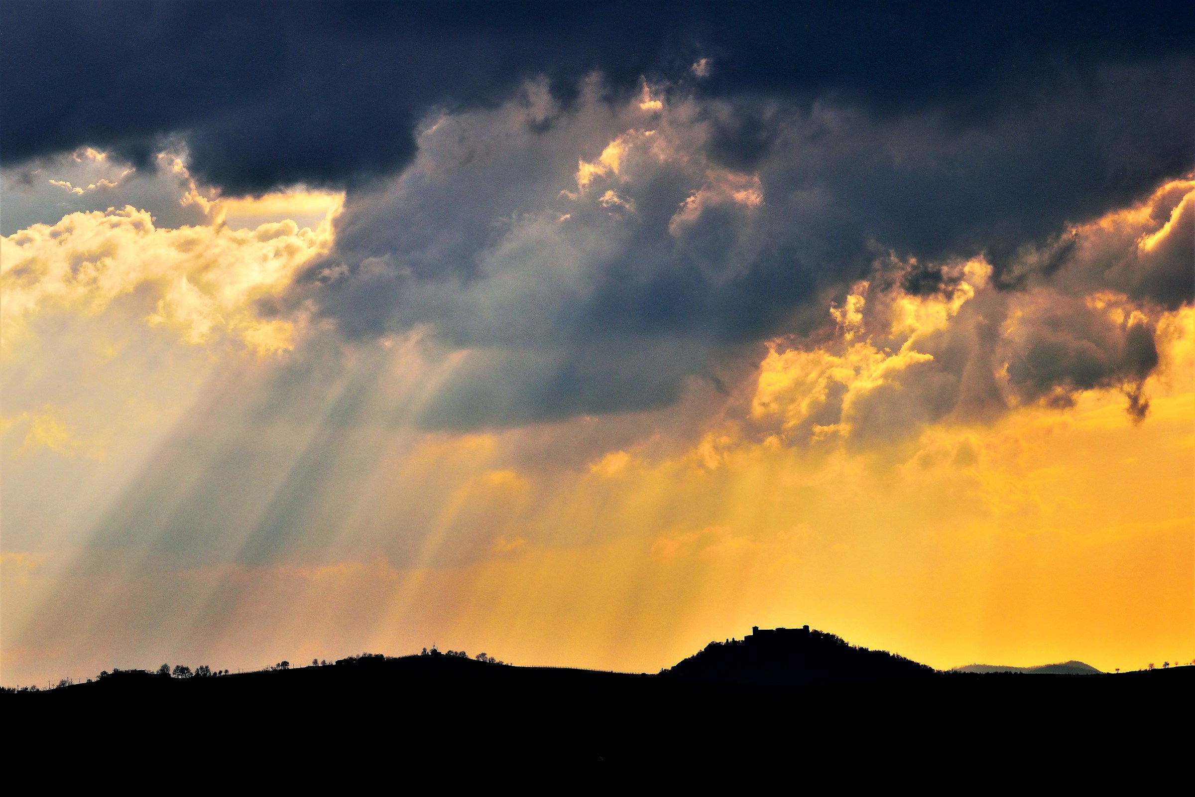 tavolozza di colori in cielo