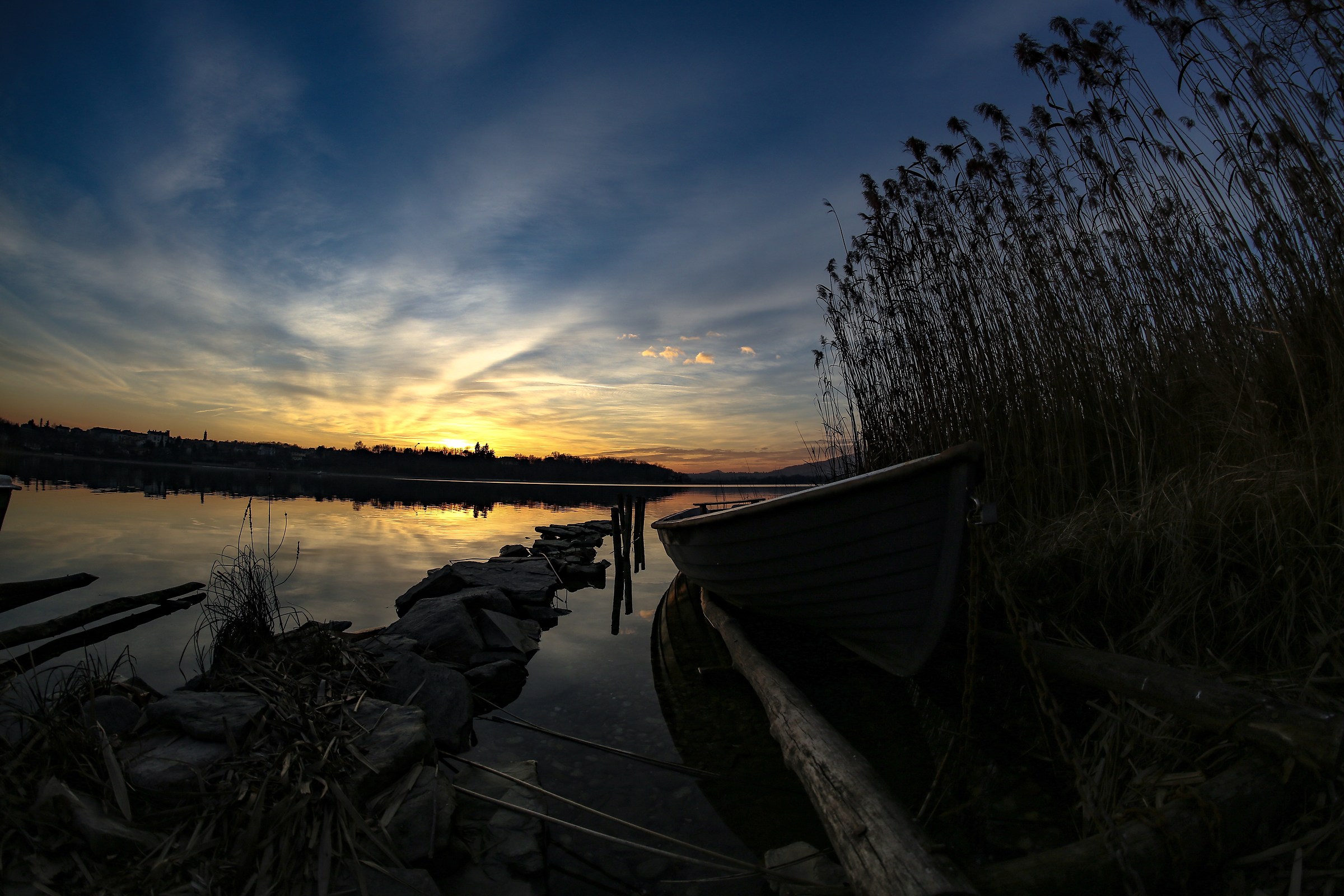 Lake Pusiano - sunset
