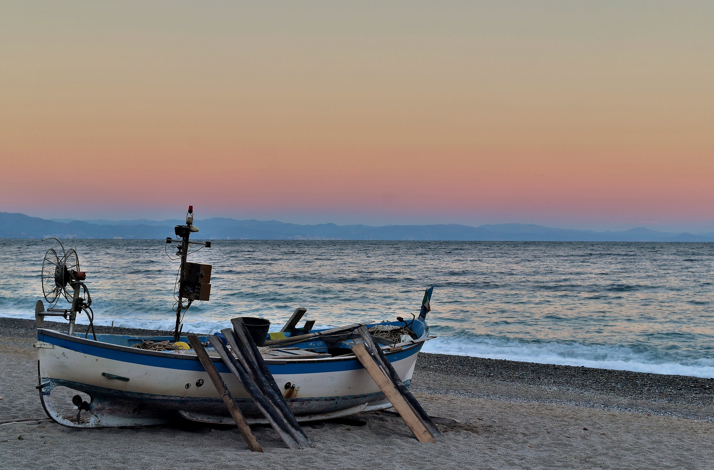 Waiting for the fishing of tomorrow