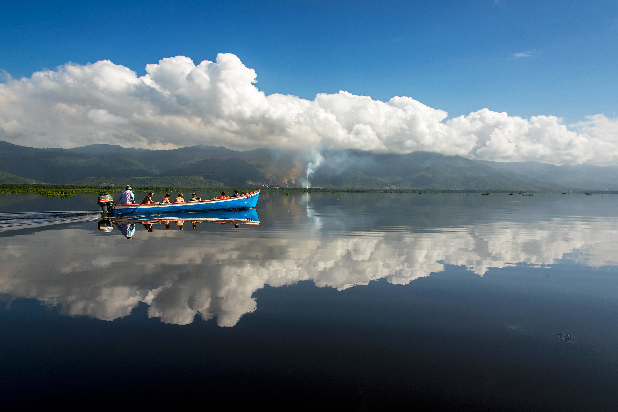 specchio - lago izabal