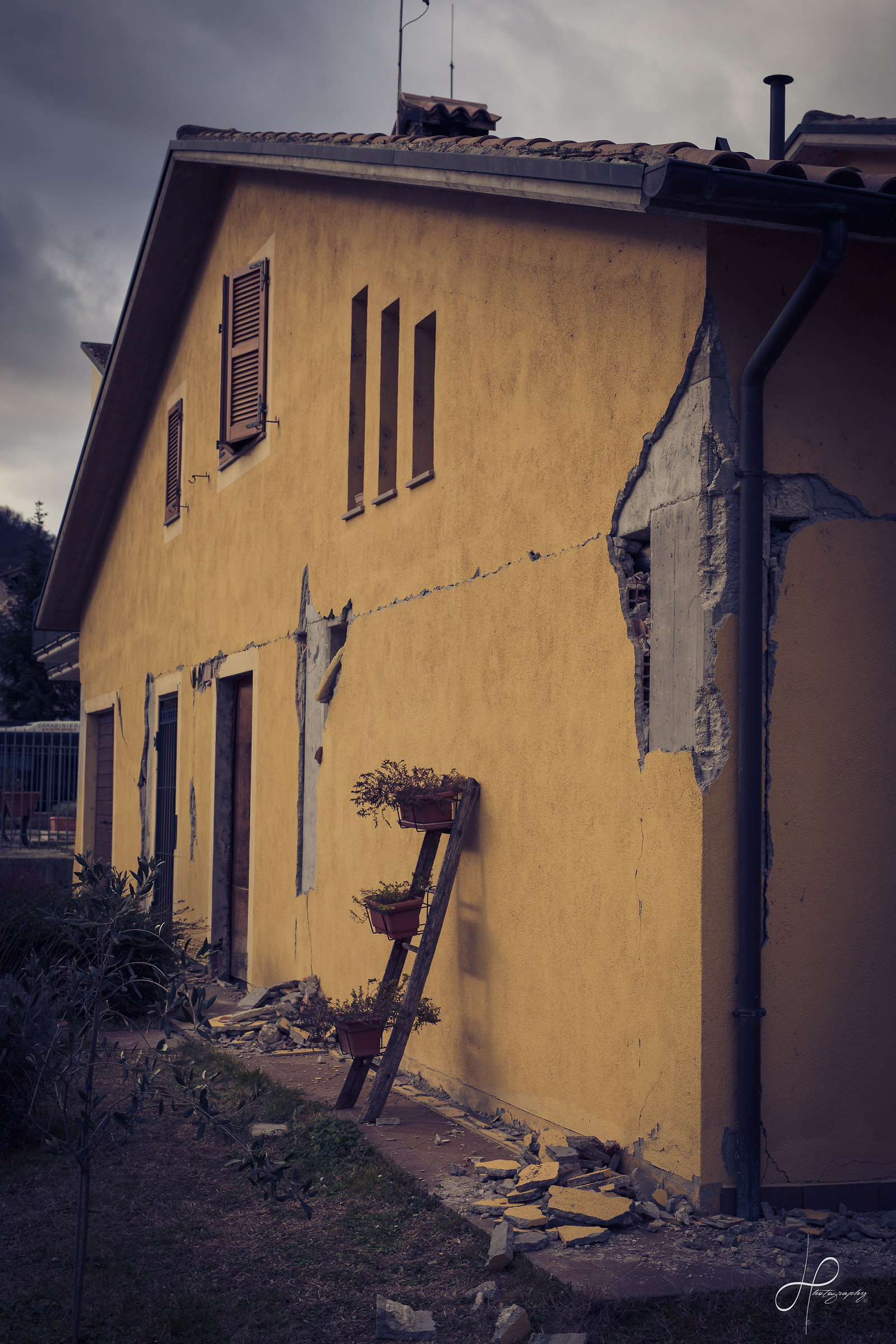 Pieve Torina - The house along the national