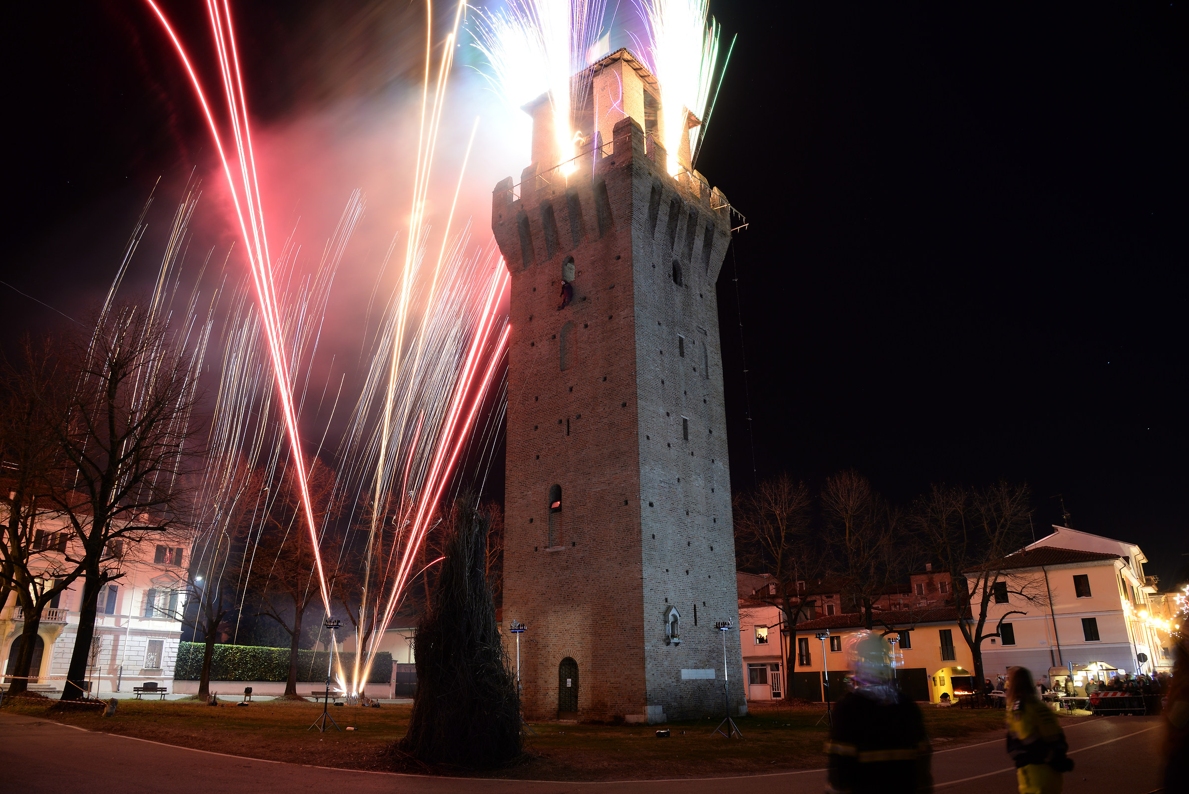 Rogo dla vecia, Revere