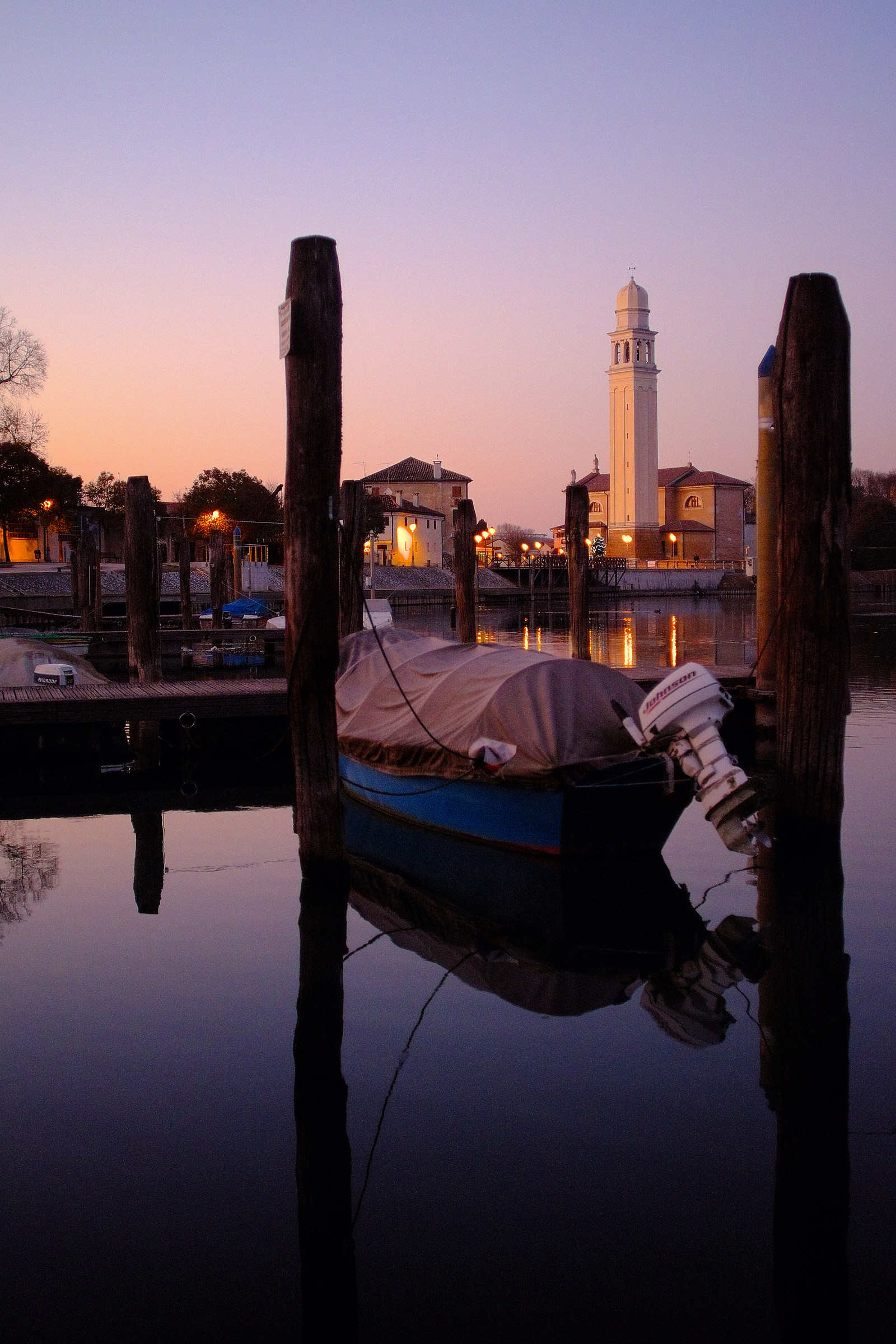 Casier the small port