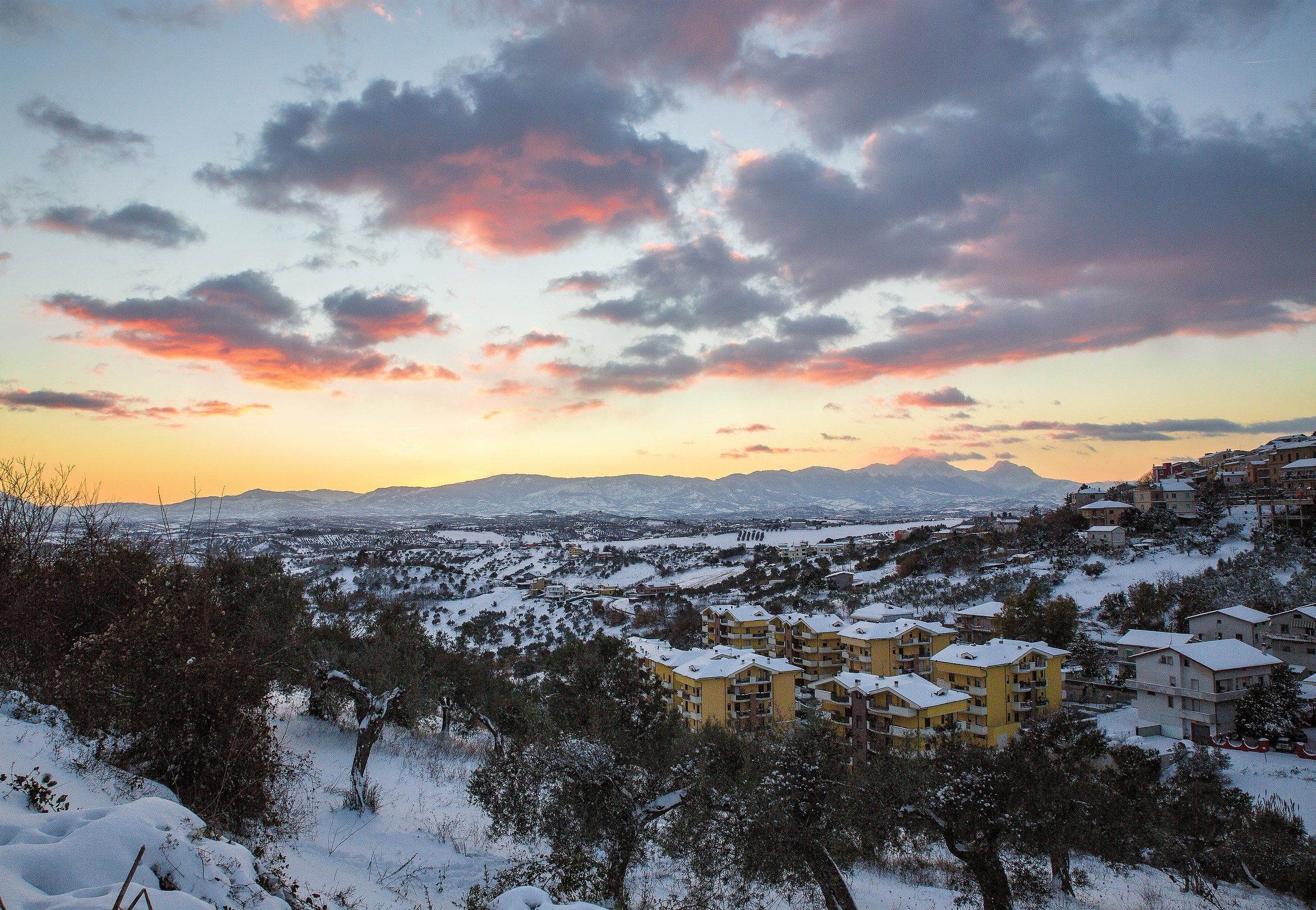 Tramonto di neve e sole !!
