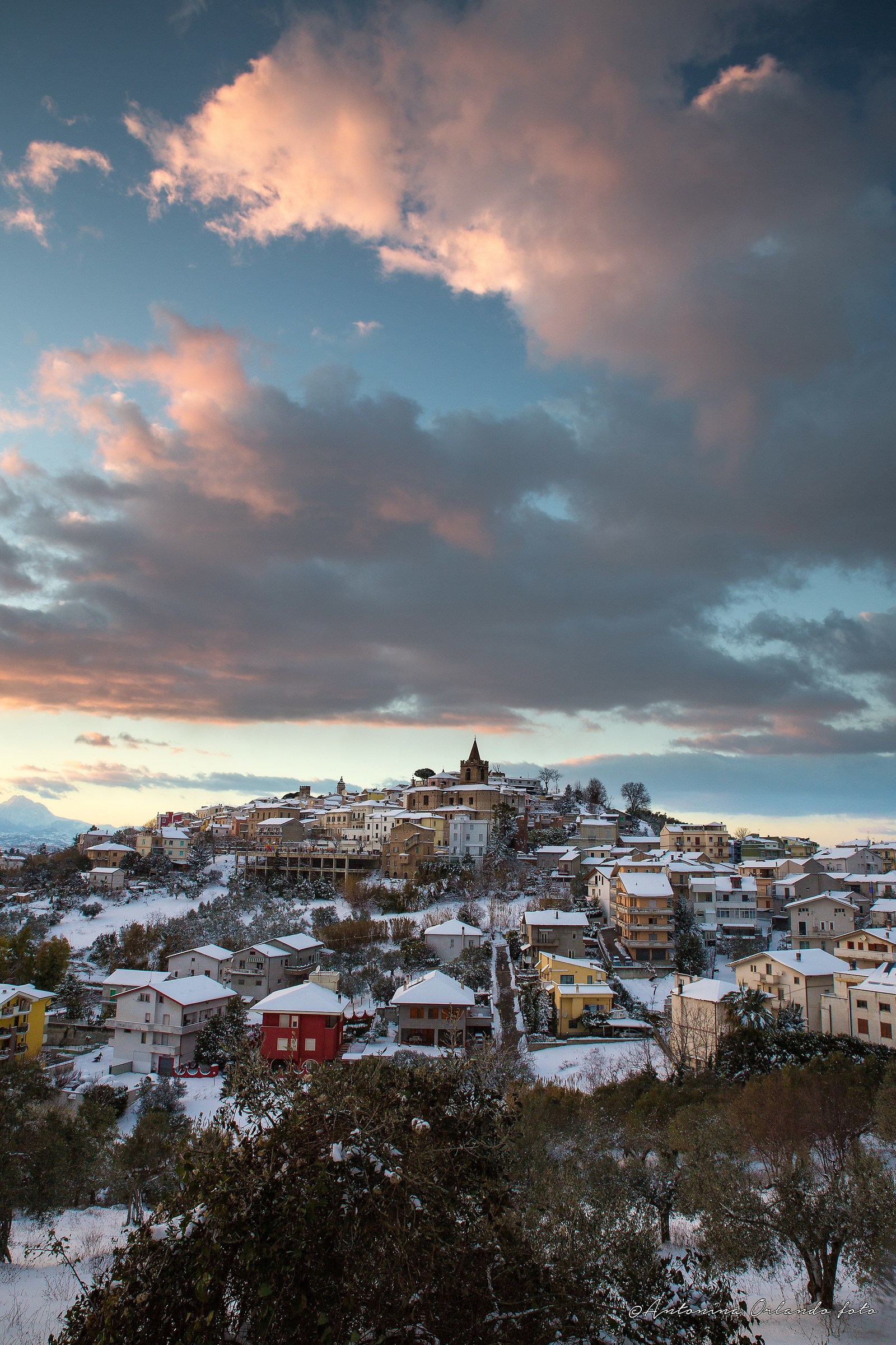 Il borgo innevato