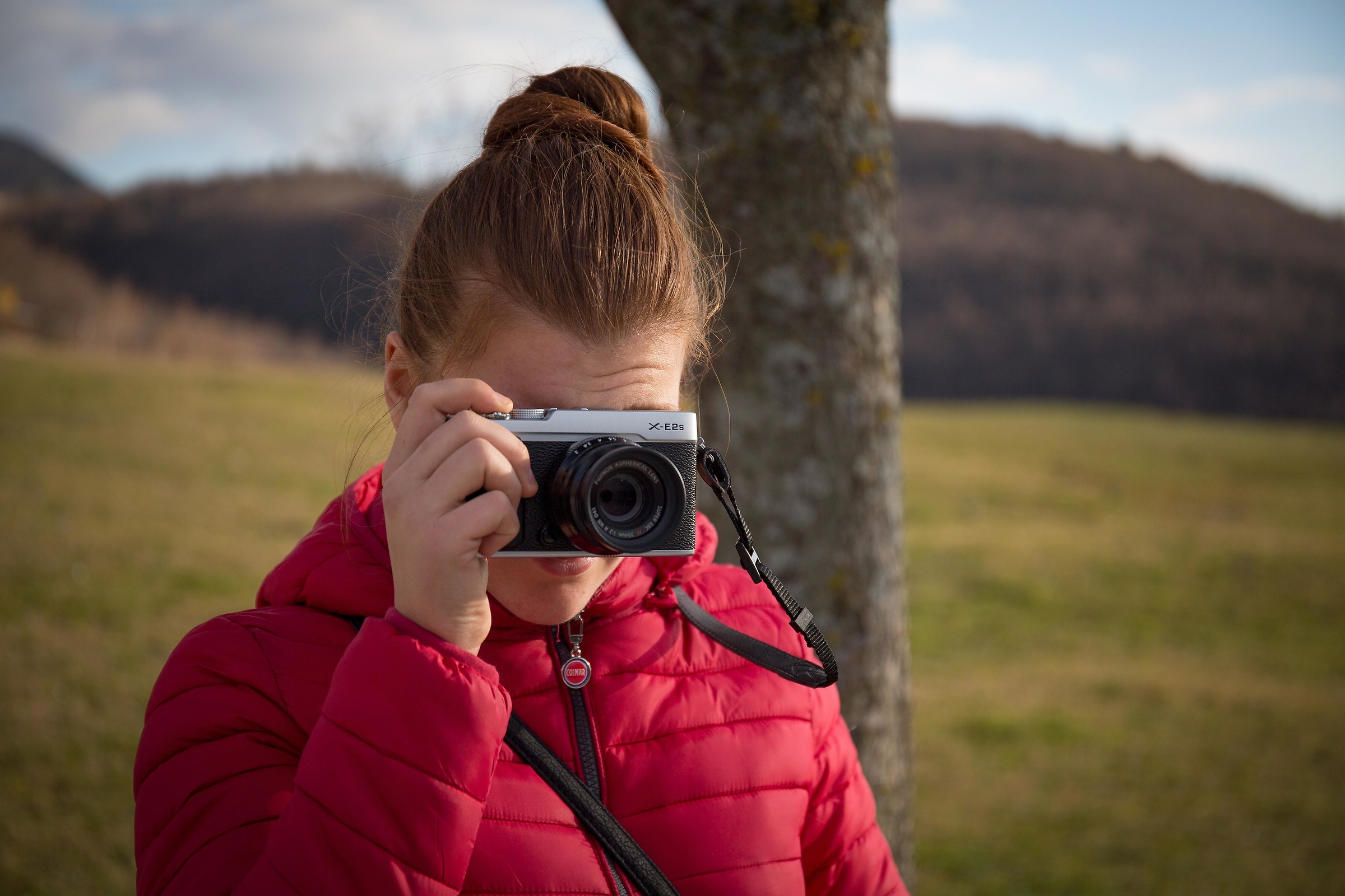 x-young photographer