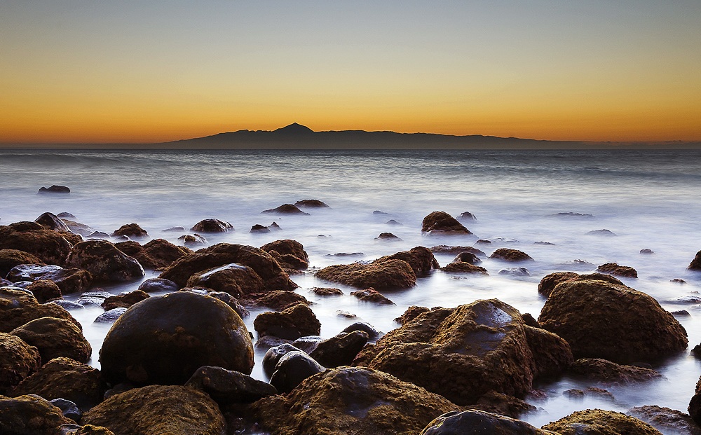 Tramonto Gran Canaria guardando le Tenerife