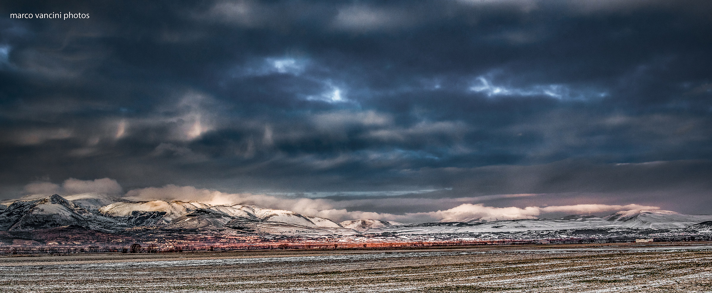 All'orizzonte..montagne..