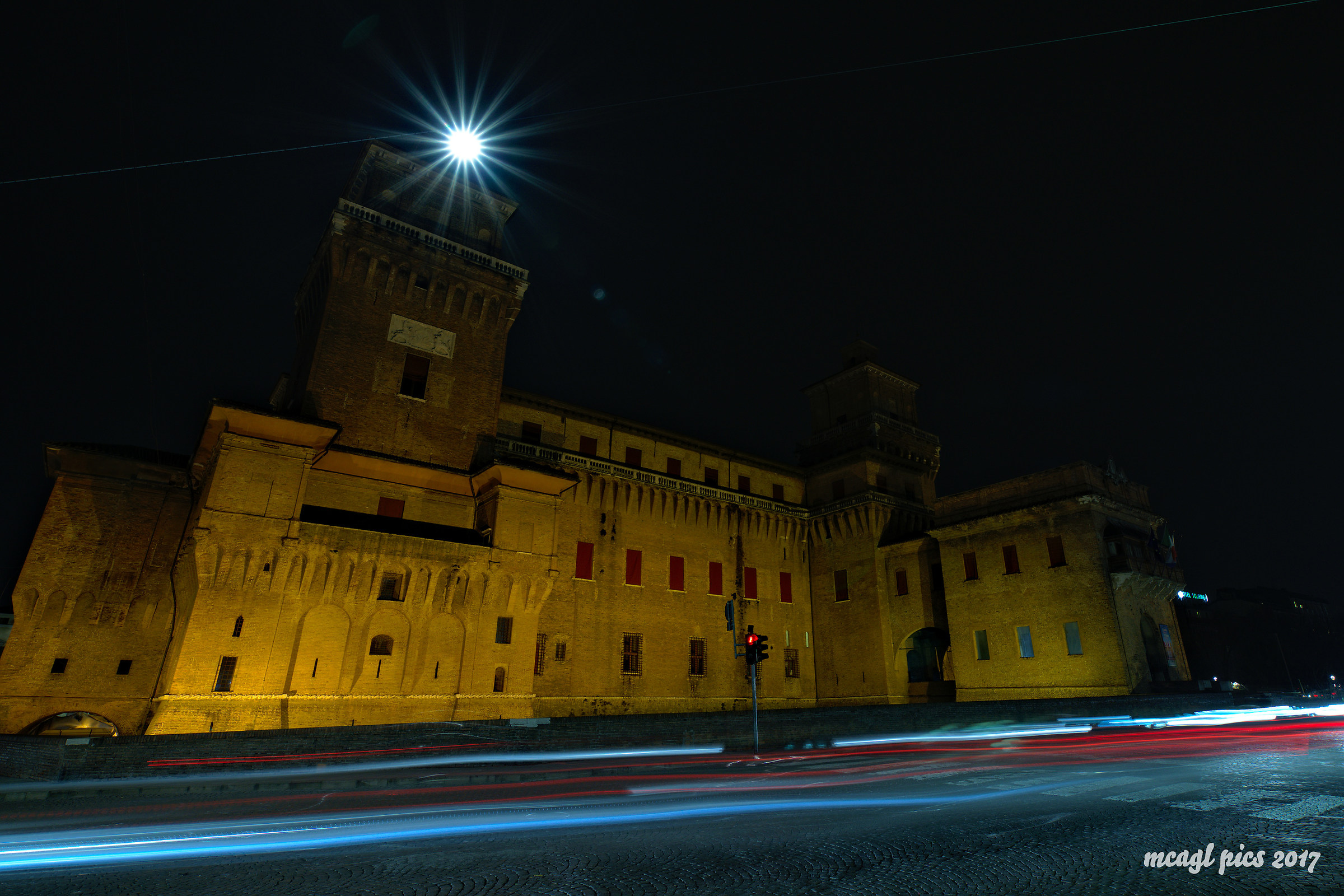 The Estense Castle at night