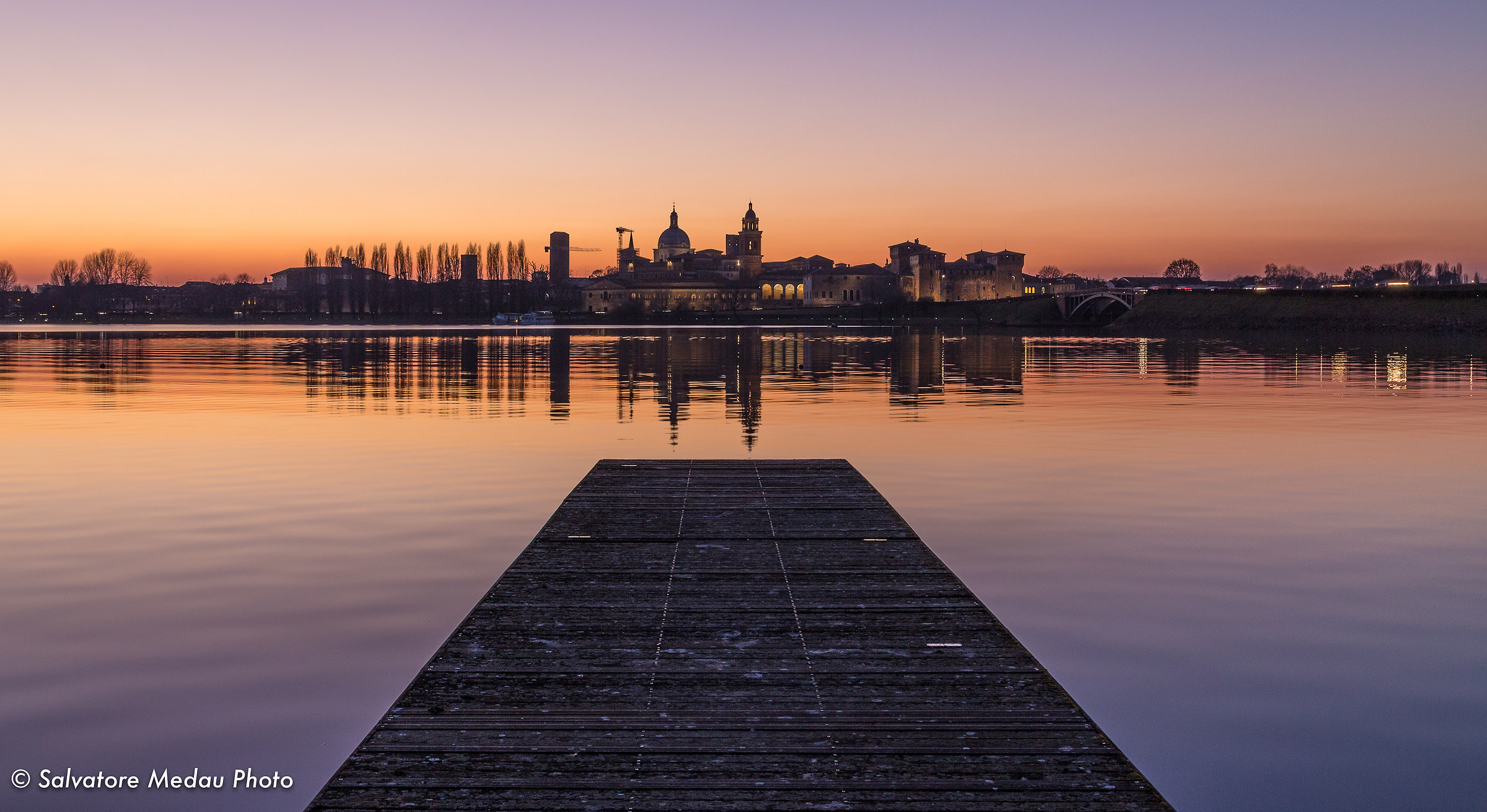 Golden hour on Skylane Mantua
