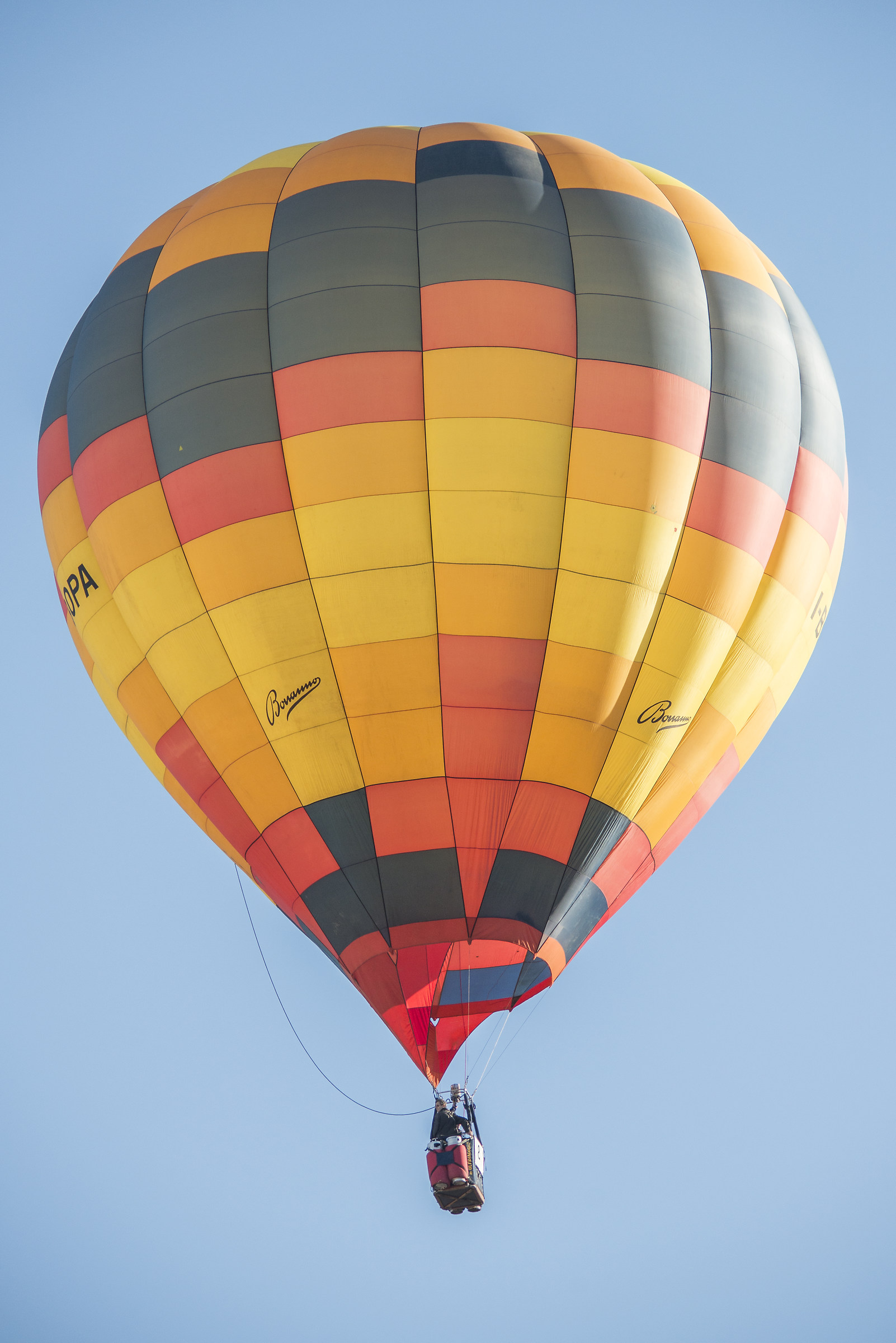 hot-air balloon