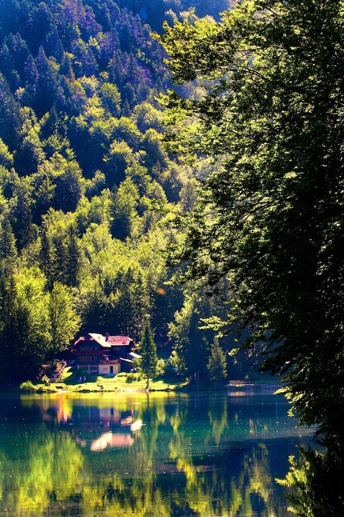 Lago di Fusine Valromana