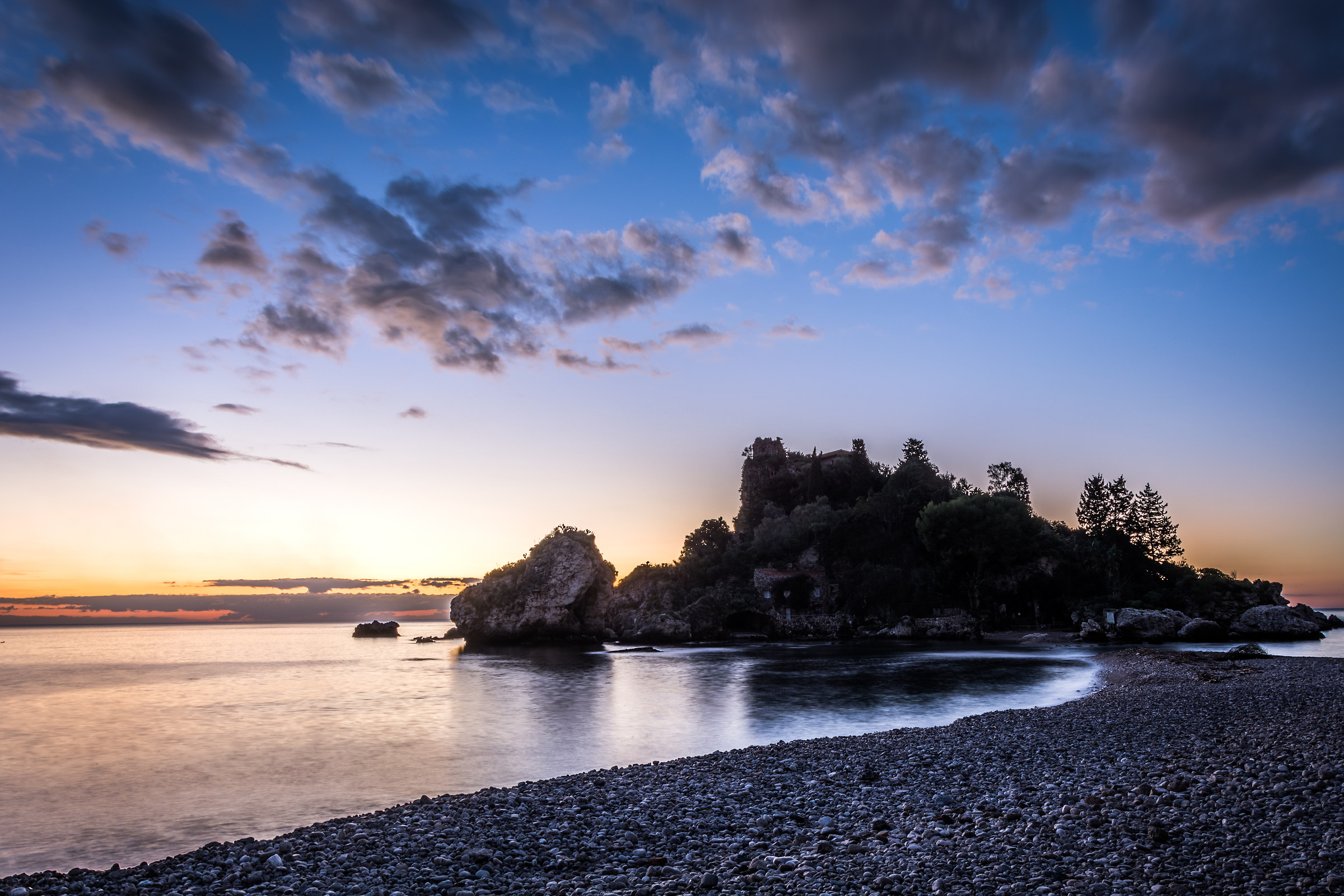 Isola Bella dawn