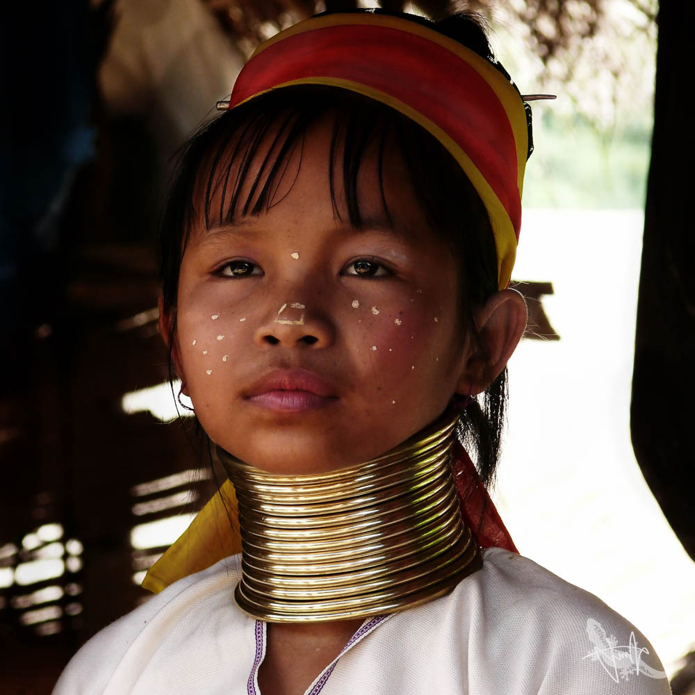 Young Padaung girl