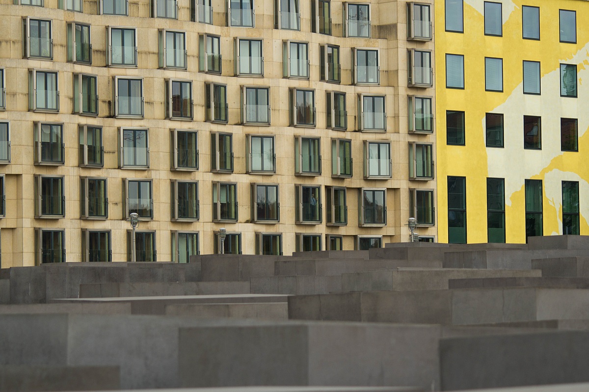 the memorial of concrete