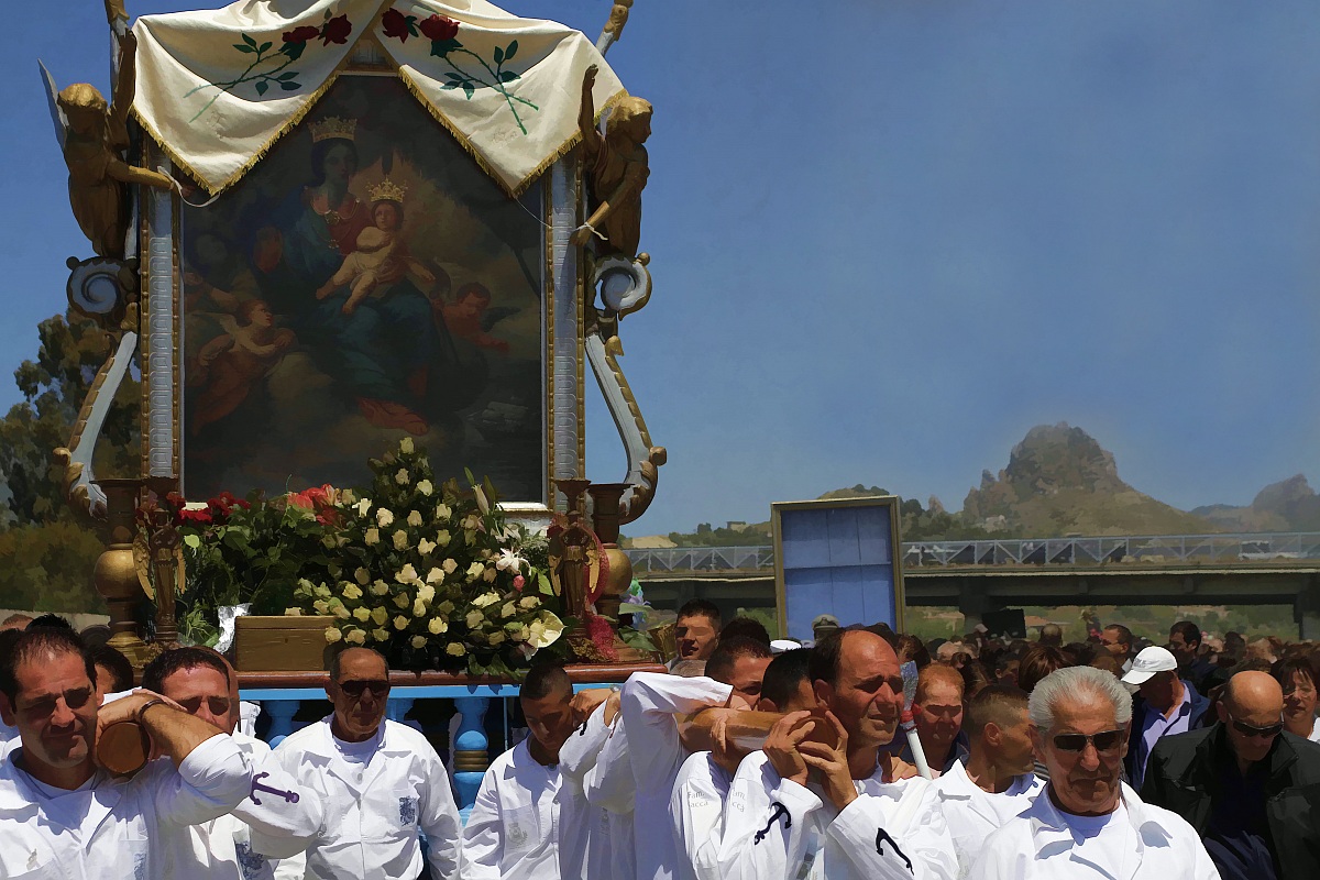 the picture, the rock, people