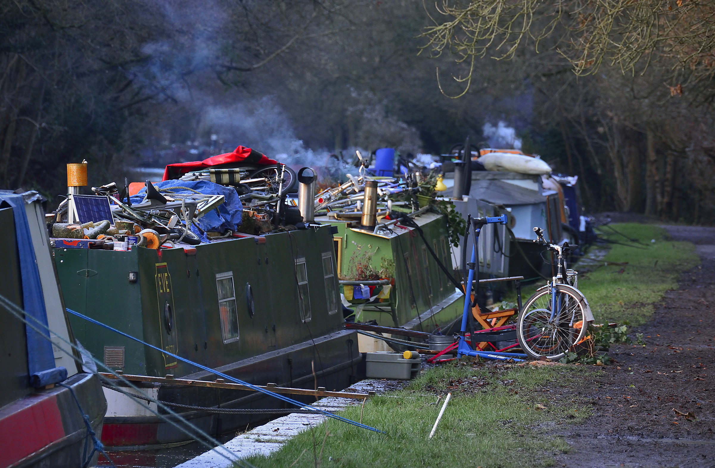 The Colour and Chaos of Canal Living