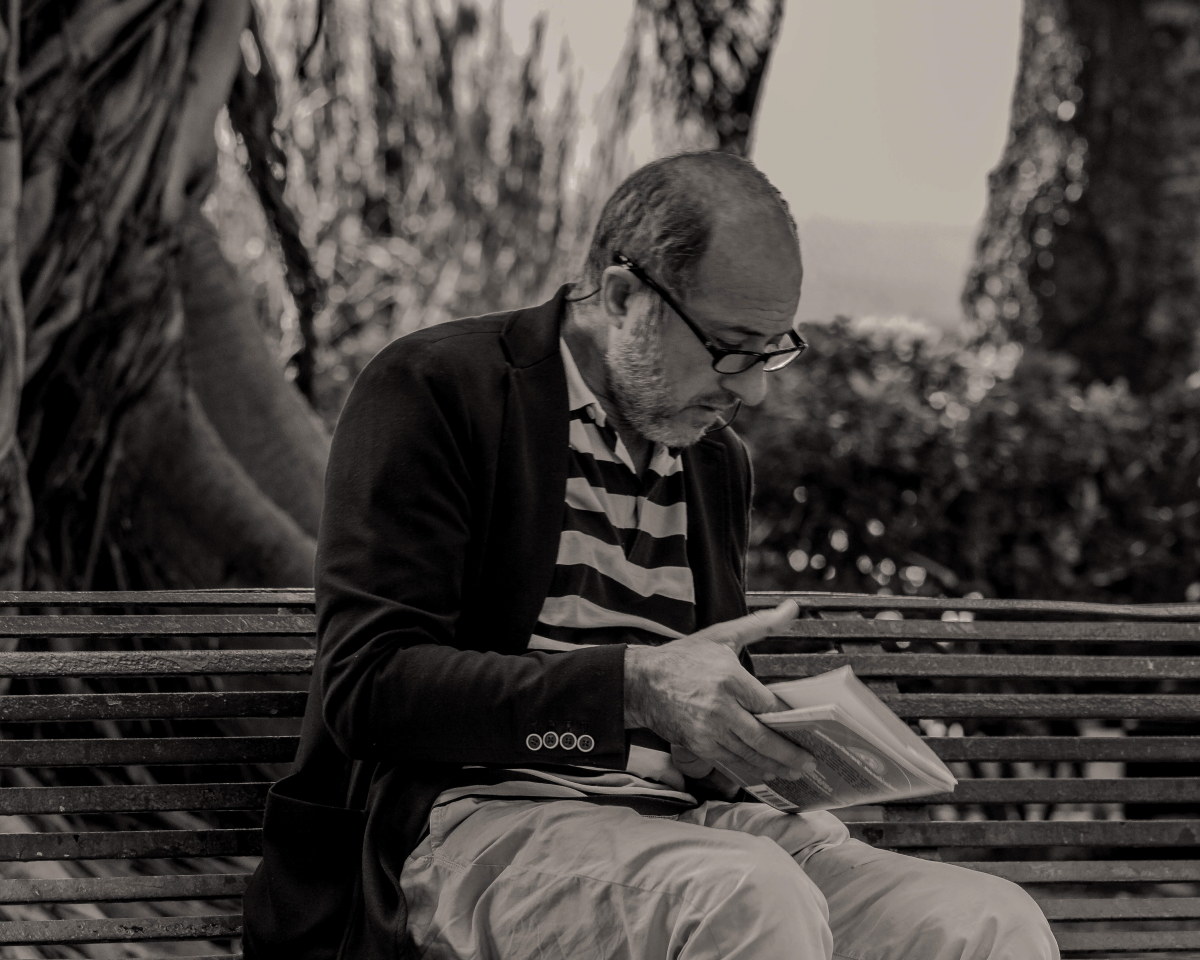 Al parco in compagnia di un libro...