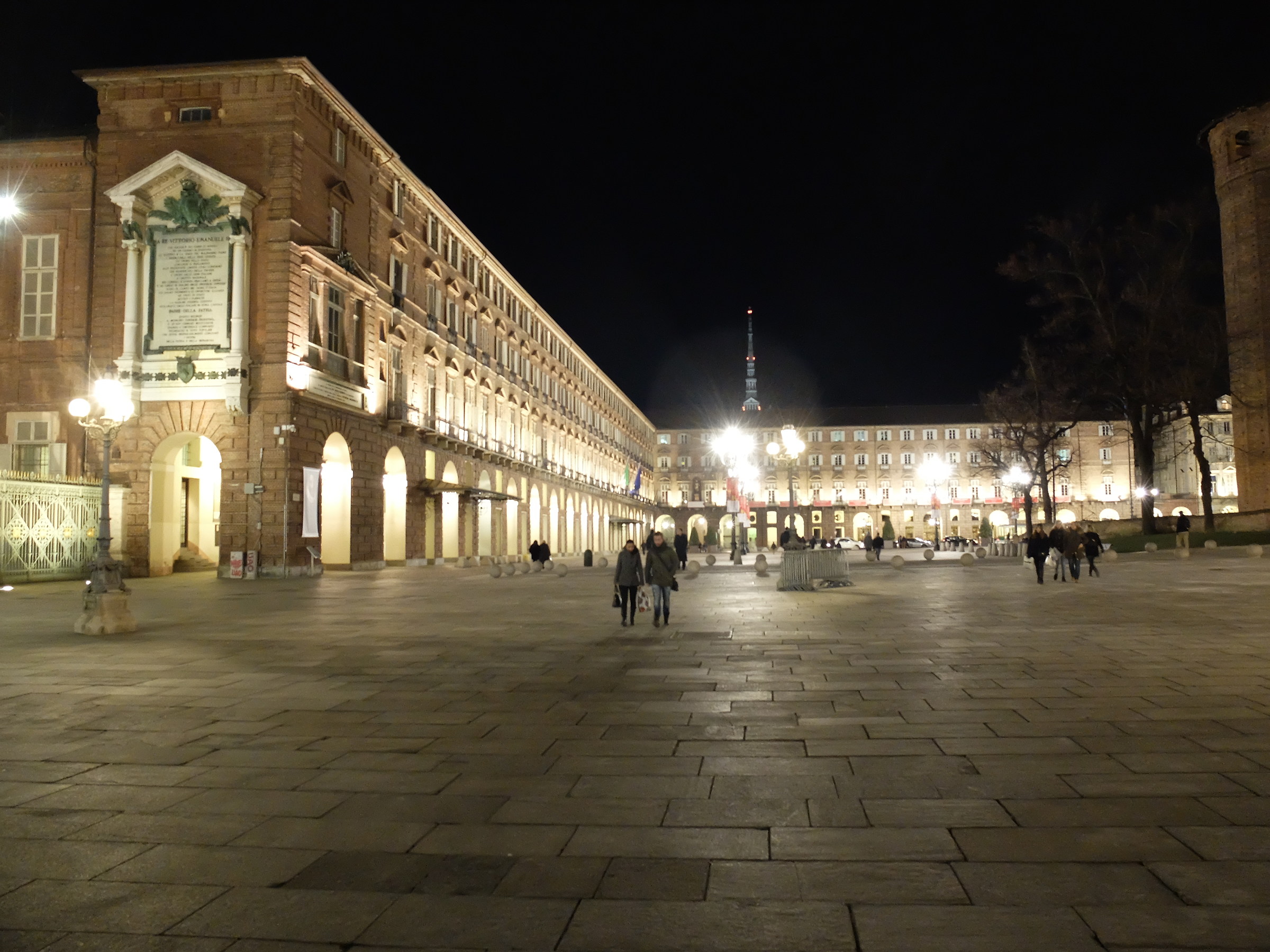 piazza metafisica