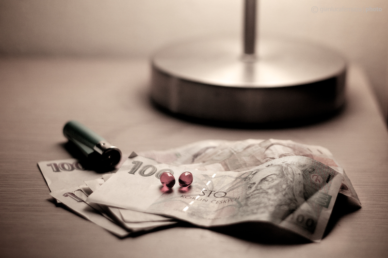 Crowns - Extasy - Drug