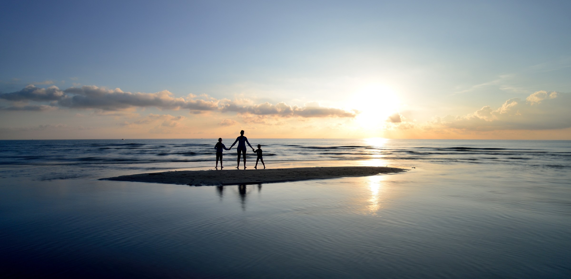 Shipwrecked on the island that is not there