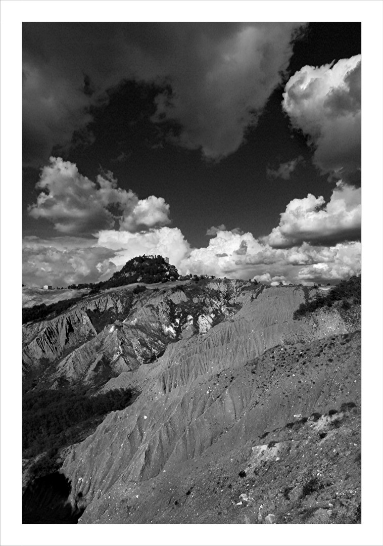 Clouds on Canossa badlands