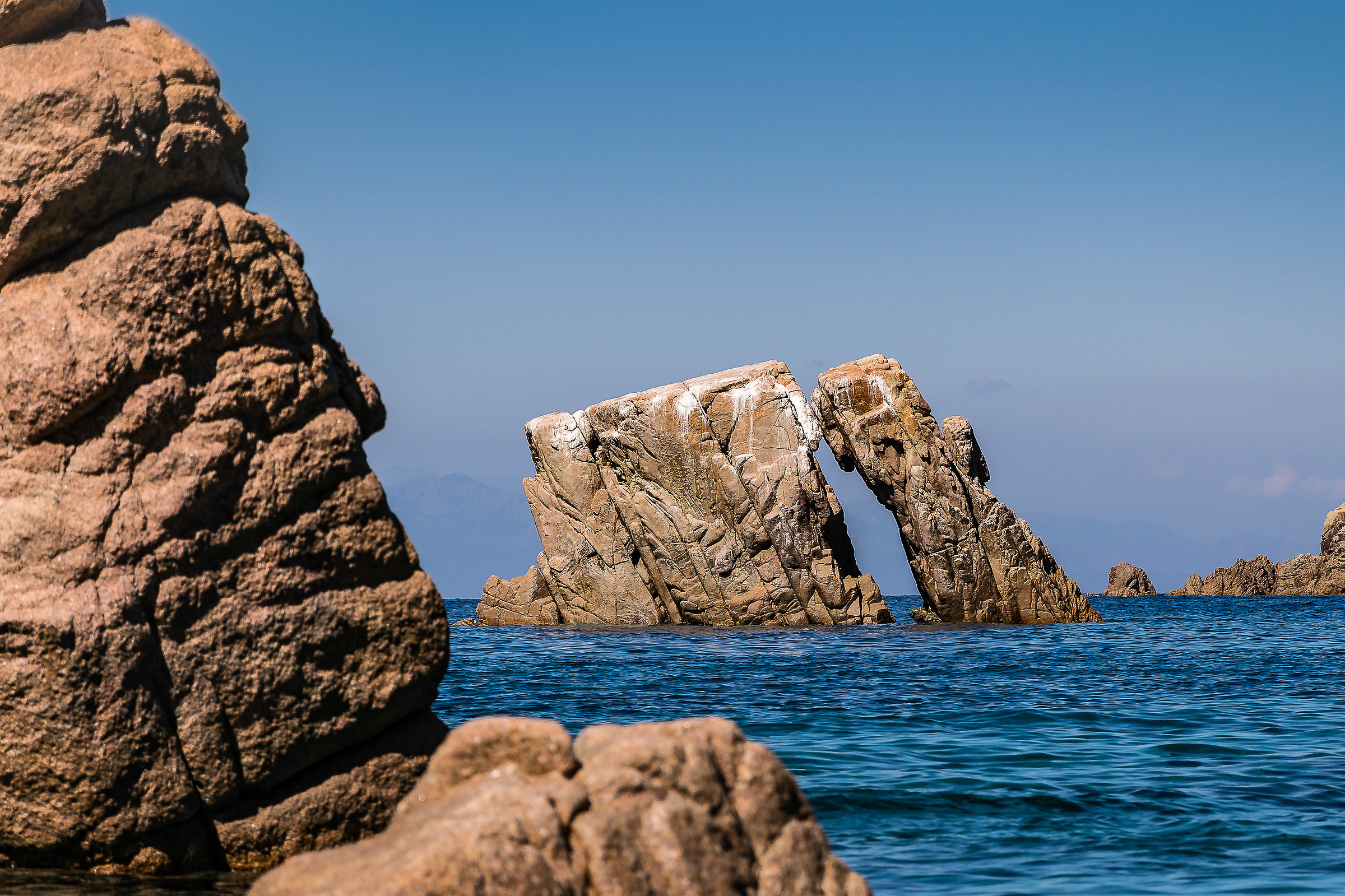 Games granite-Tinnari- northern Sardinia