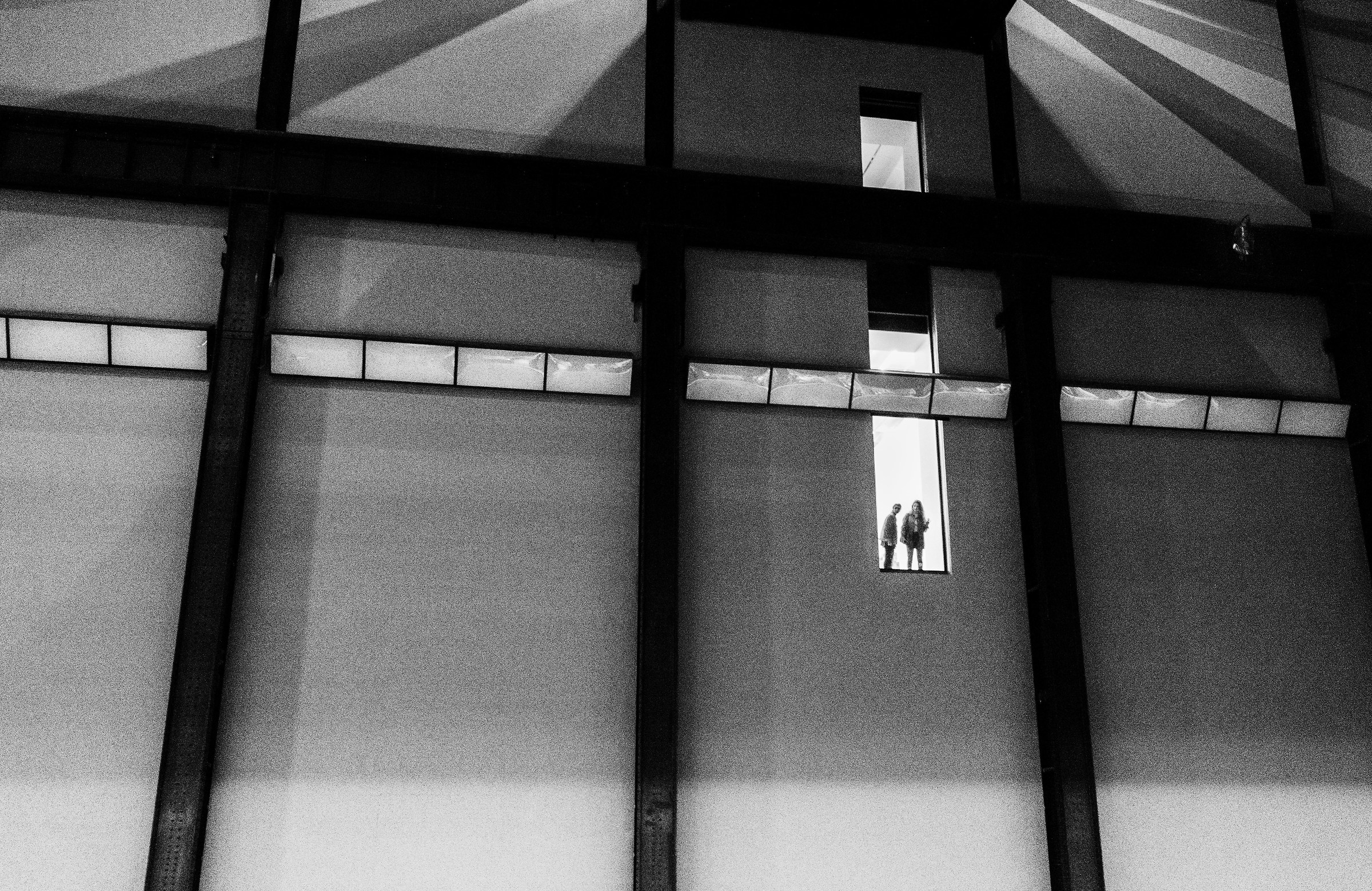 Due in una scatola di luce