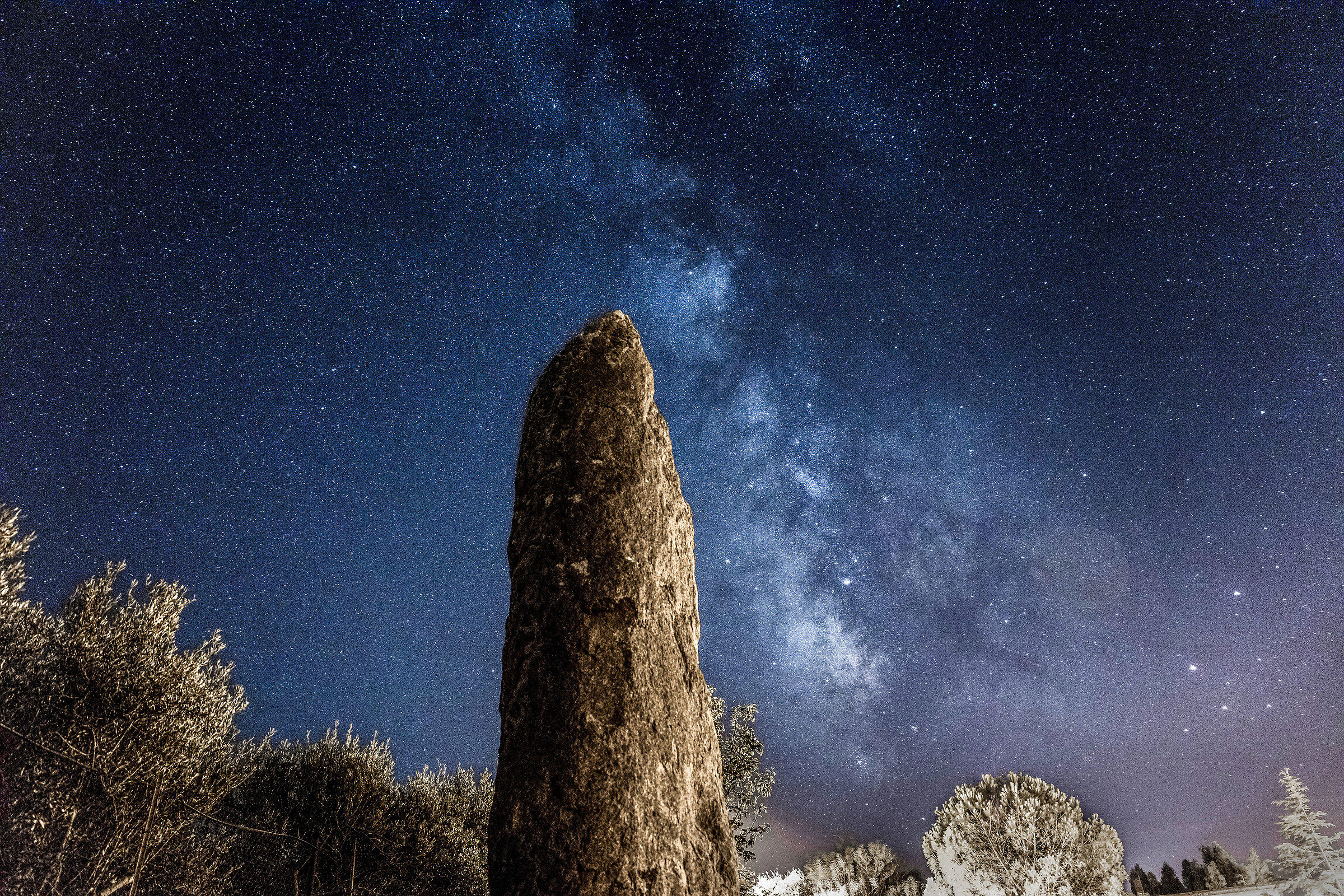 Menhirs and the Milky Way