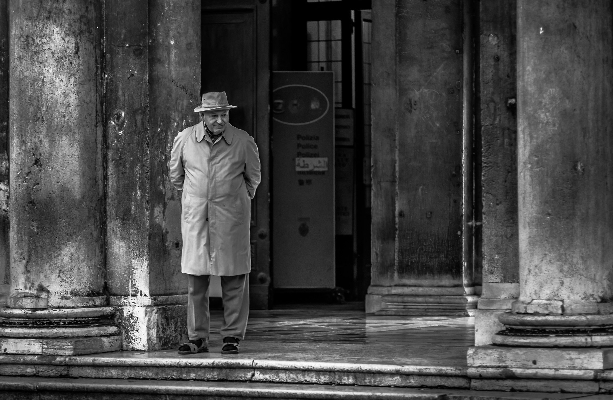 Il Commissario Zuzzurro pensionato