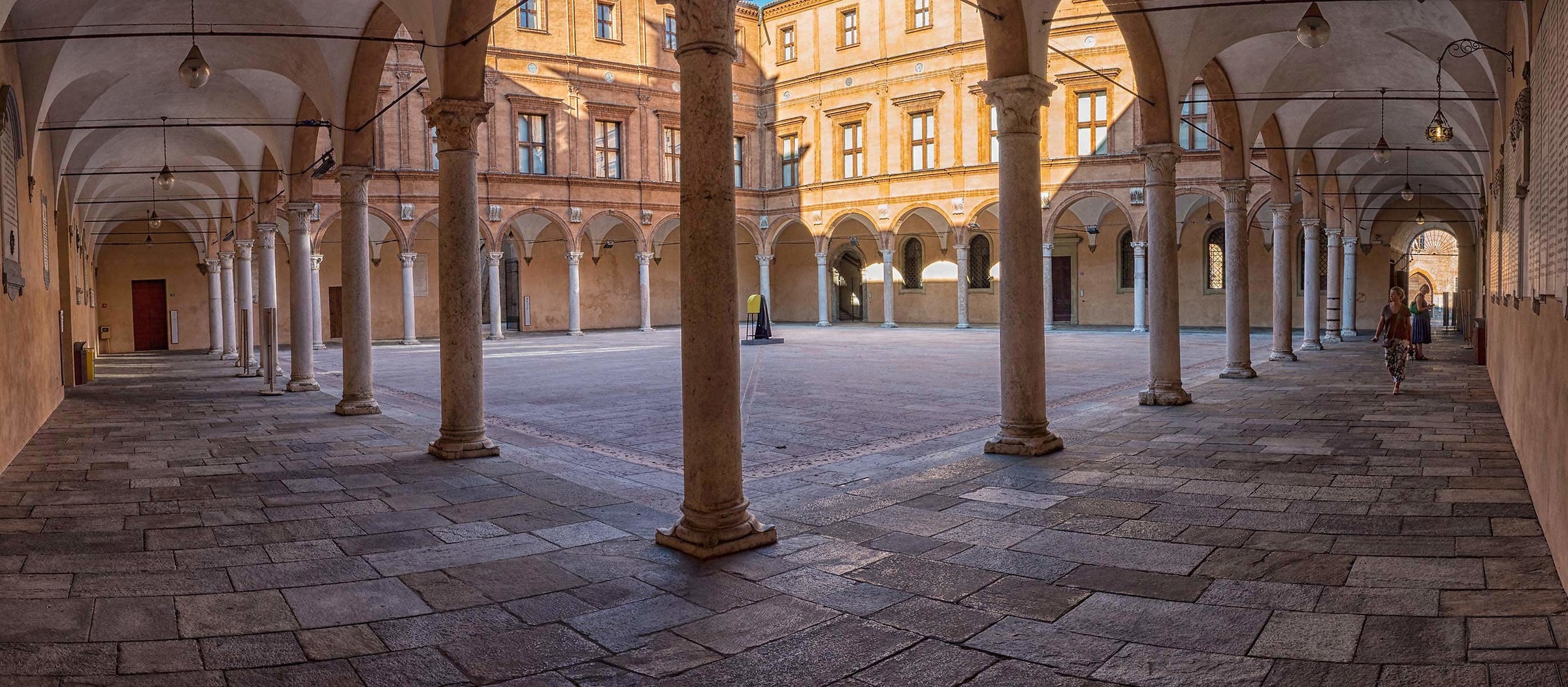 Cortile interno del Palazzo dei Pio situato in Carpi