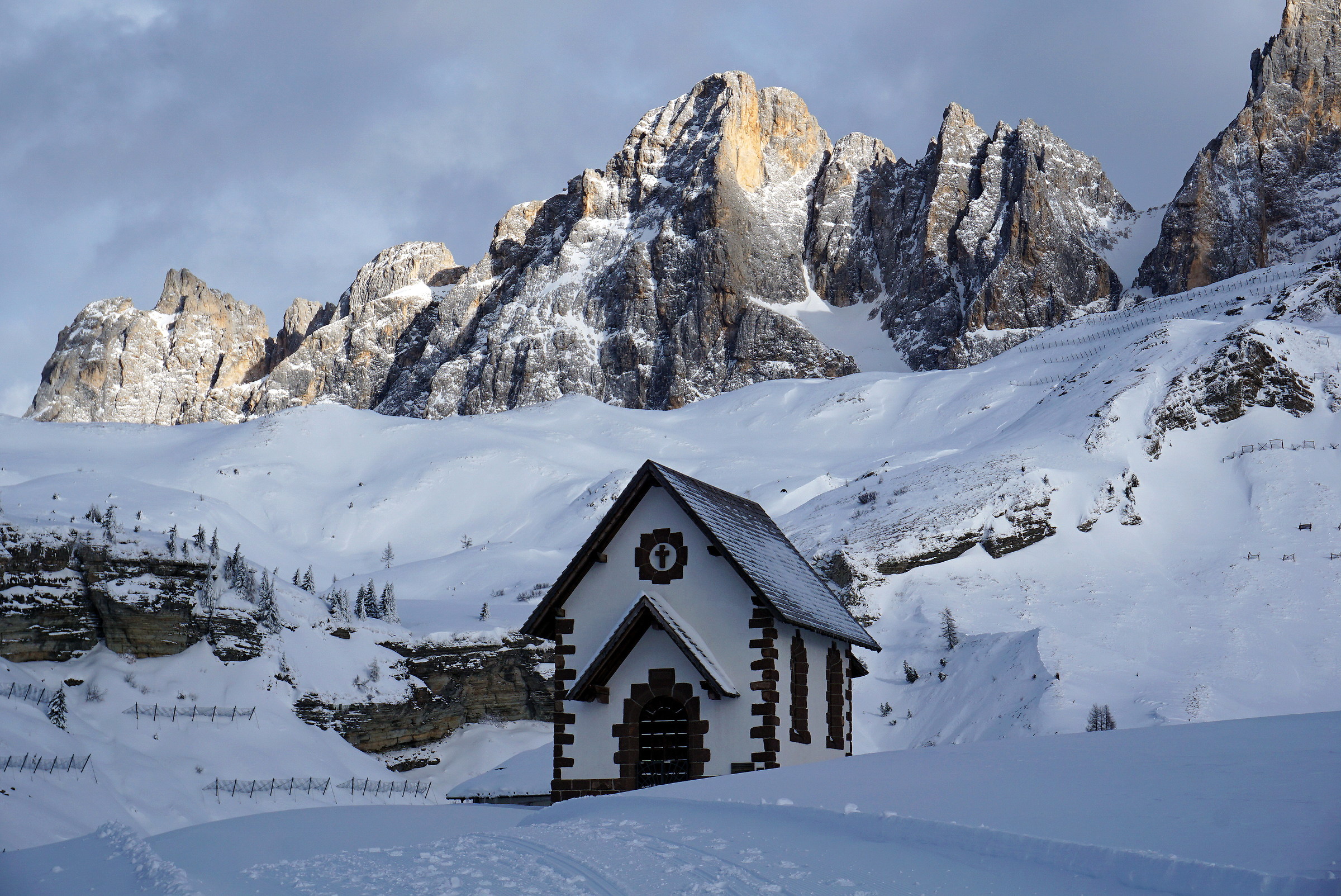 Passo Rolle chiesetta