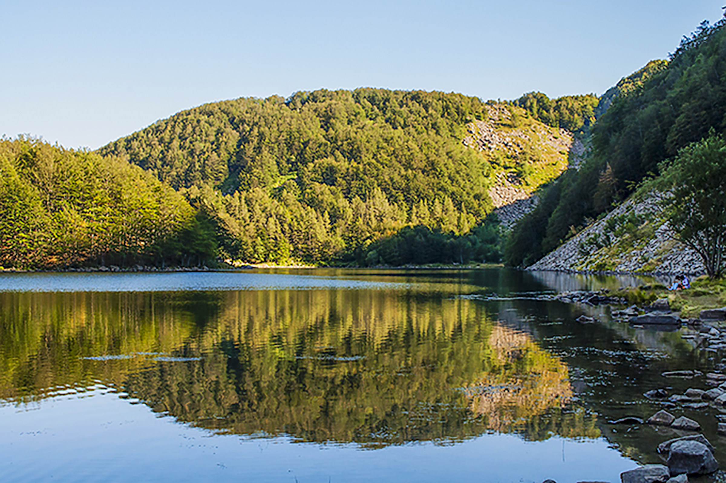 riflesso al Lago Santo