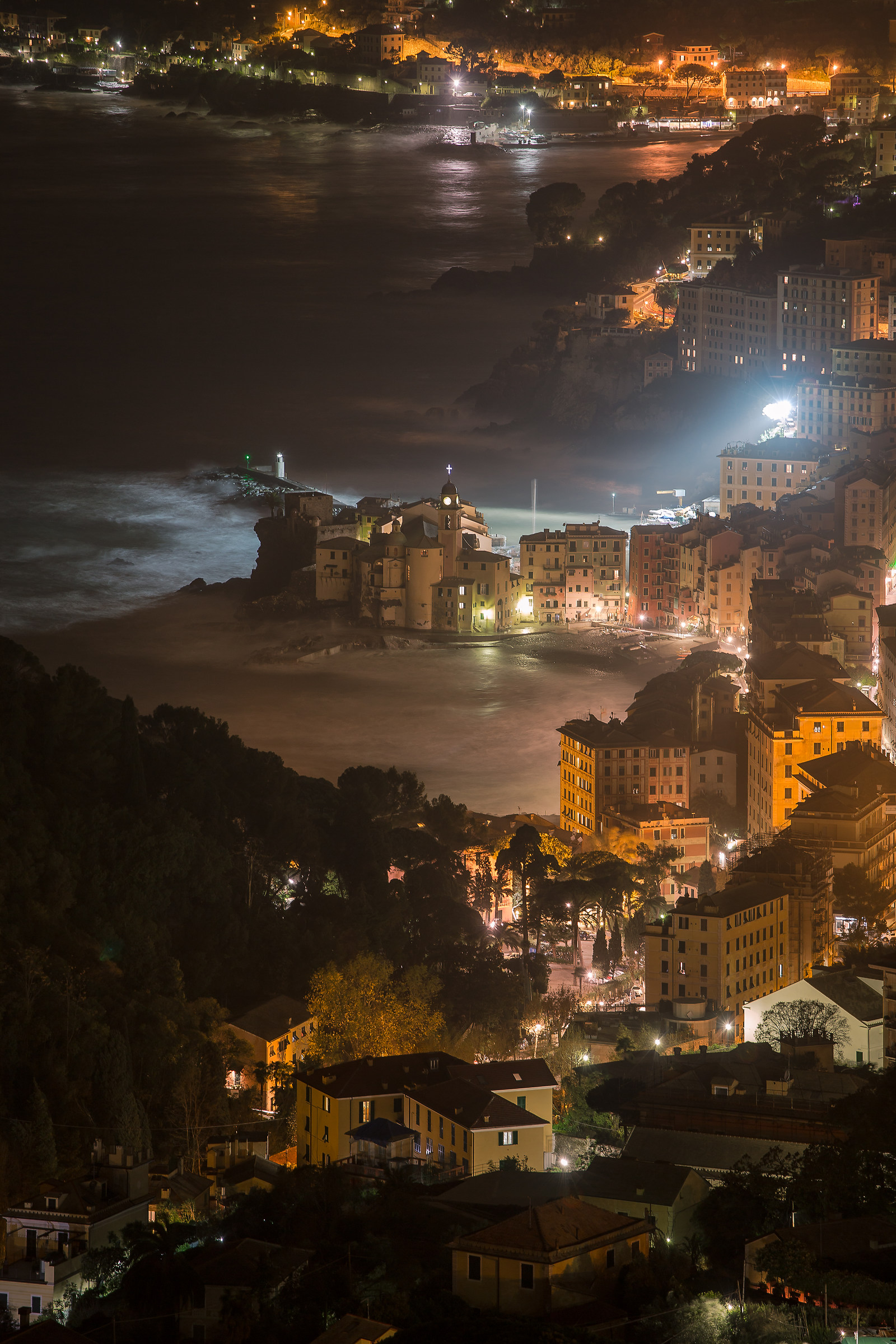 A little sea in Camogli by night