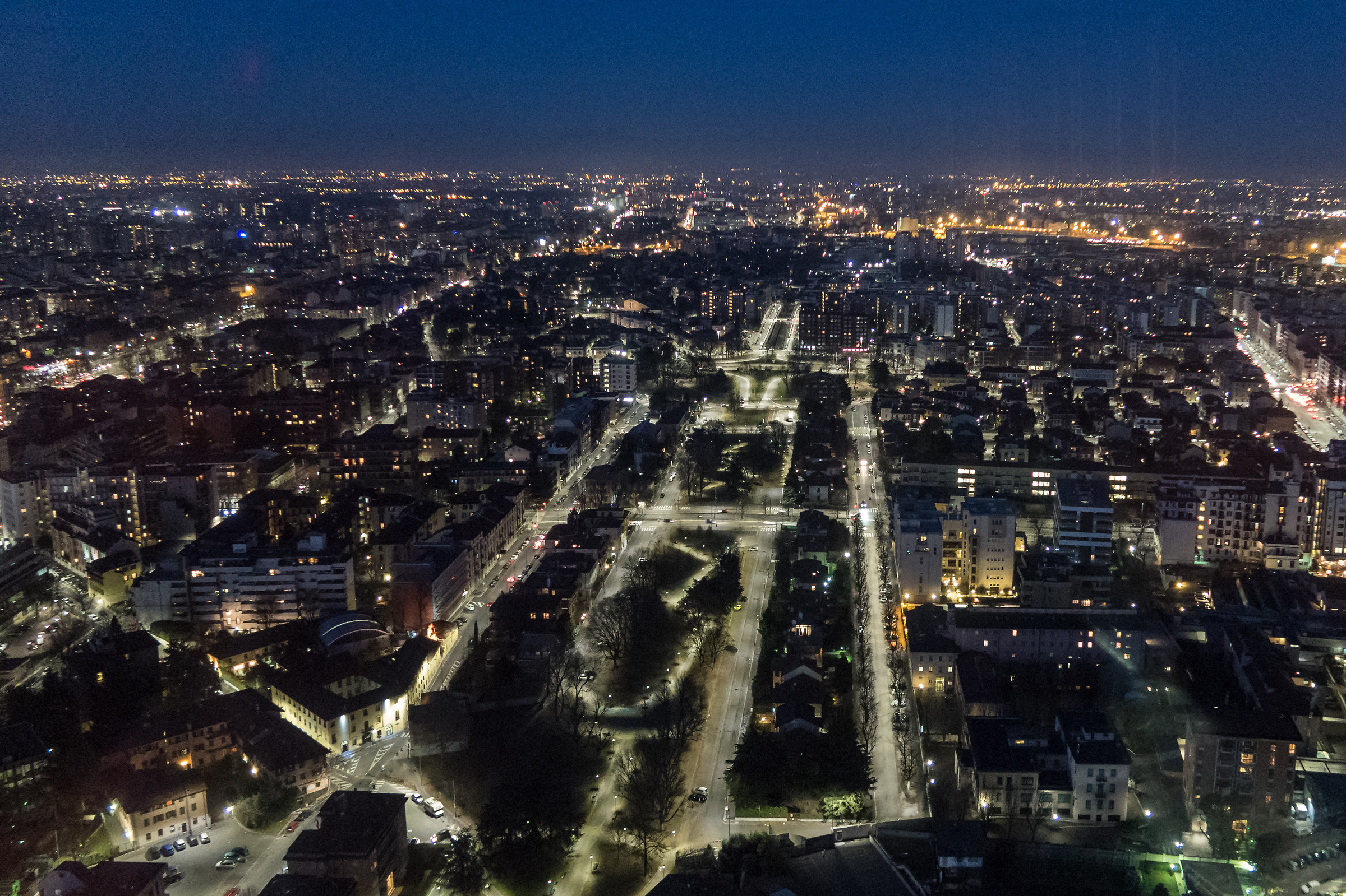 Milano (Dal Palazzo della Regione 39° piano)