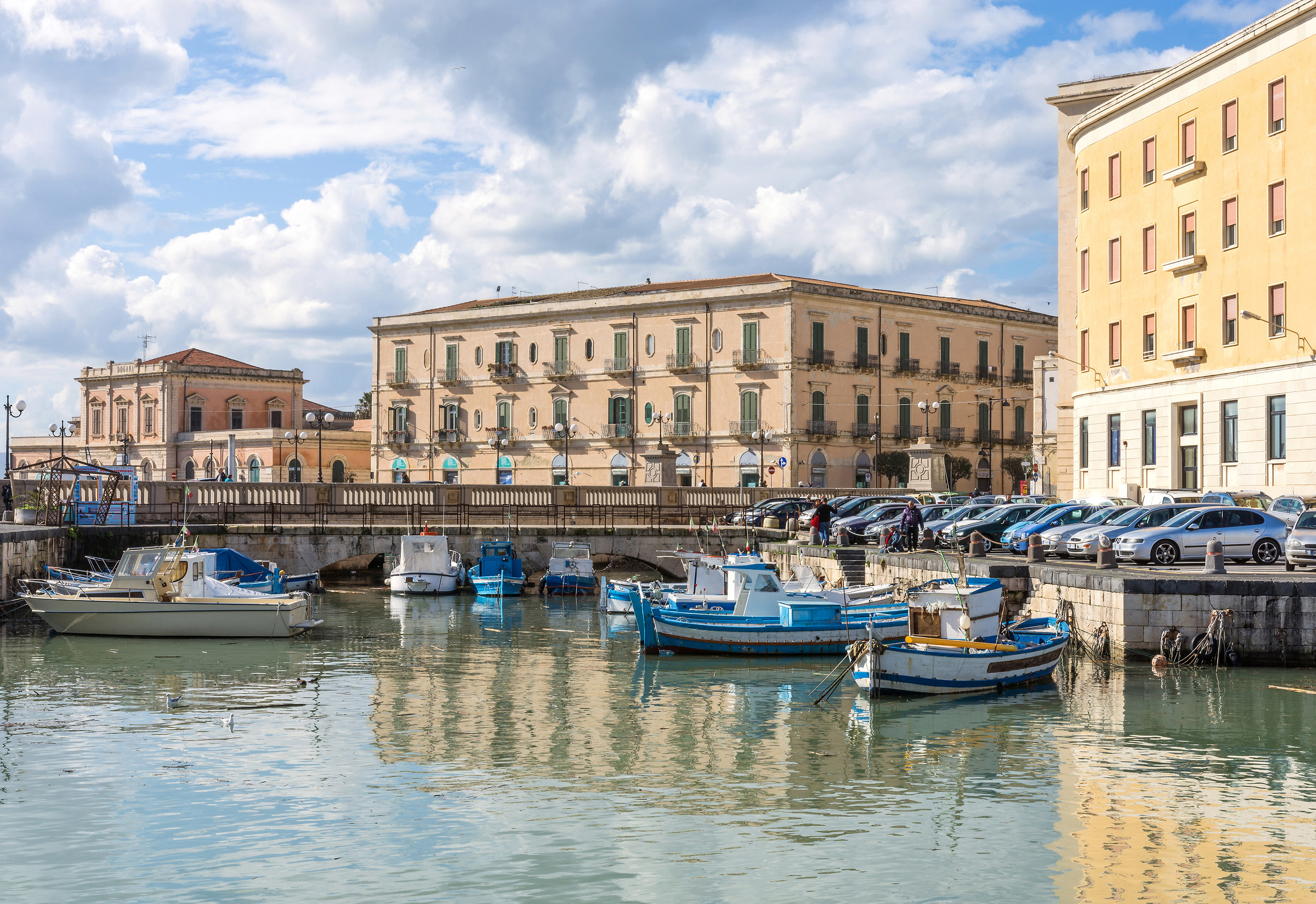 Ortigia, Siracusa. Veduta sulla darsena