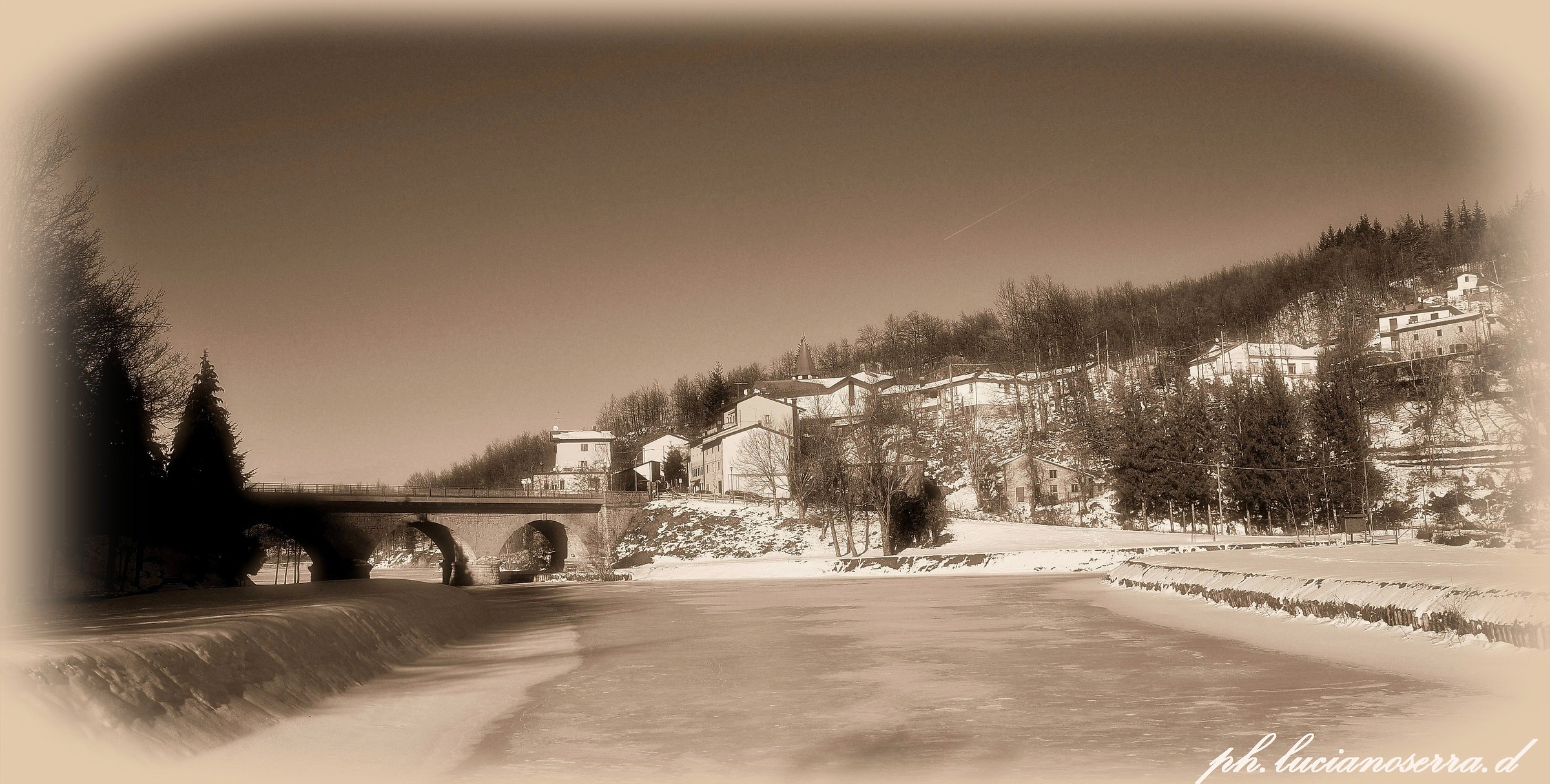 Castel dell'Alpi (Bo) ed il suo laghetto in inverno