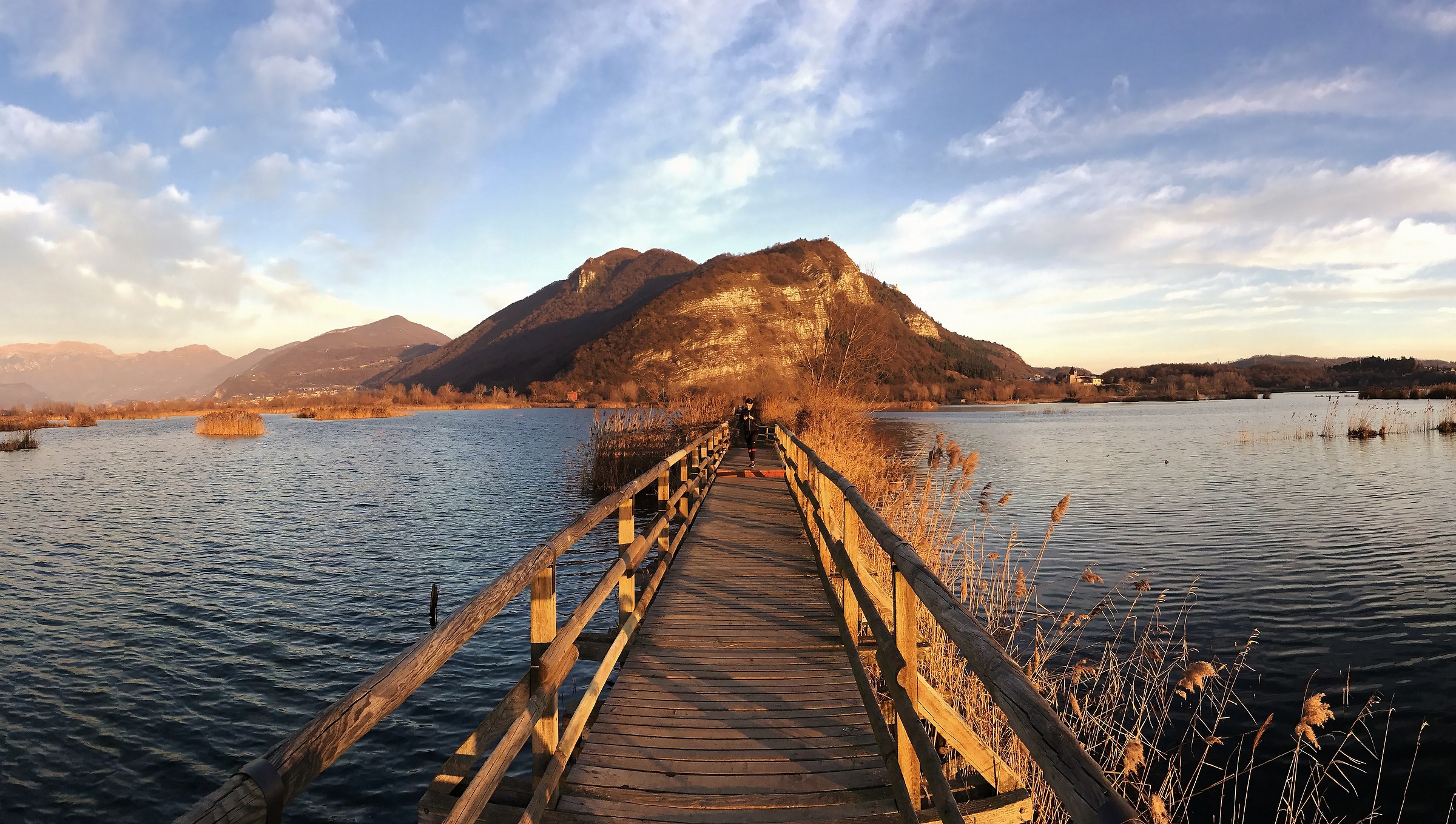 Peatlands Lake Iseo, iphone7