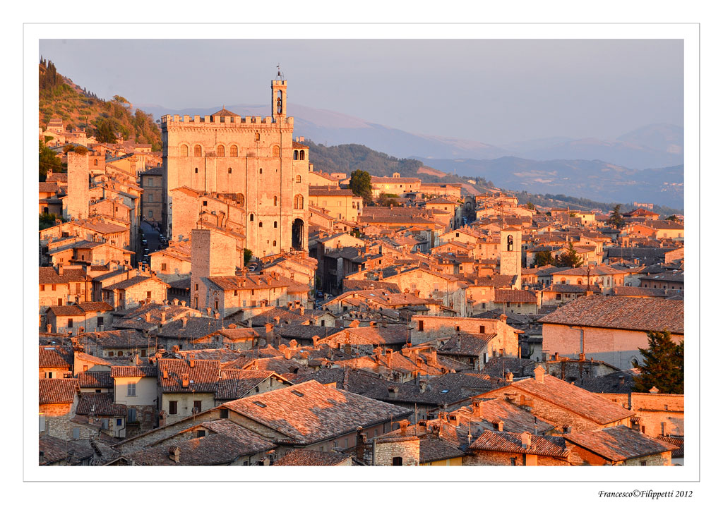Warm roofs of Gubbio