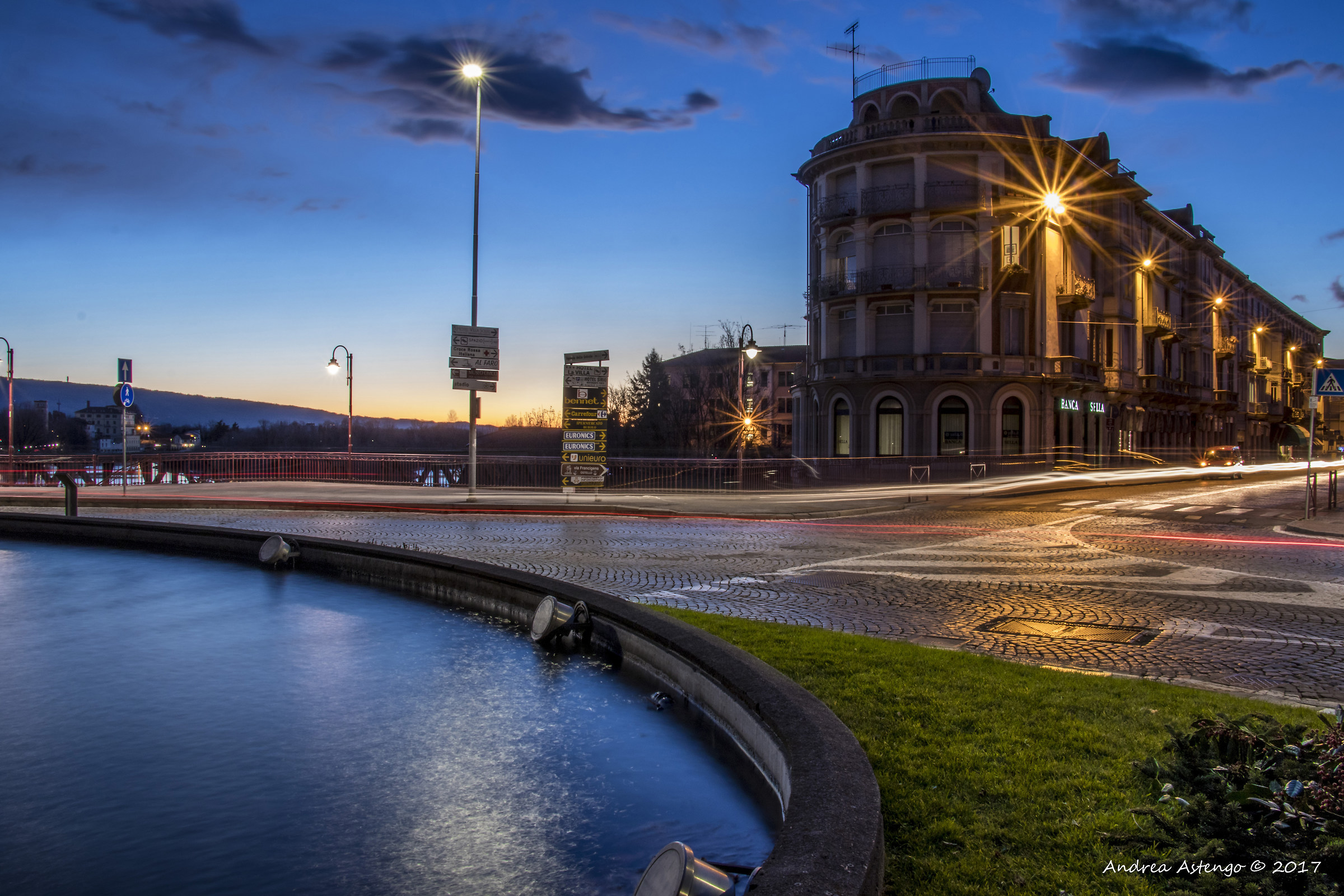 Sunrise over the Isabella bridge