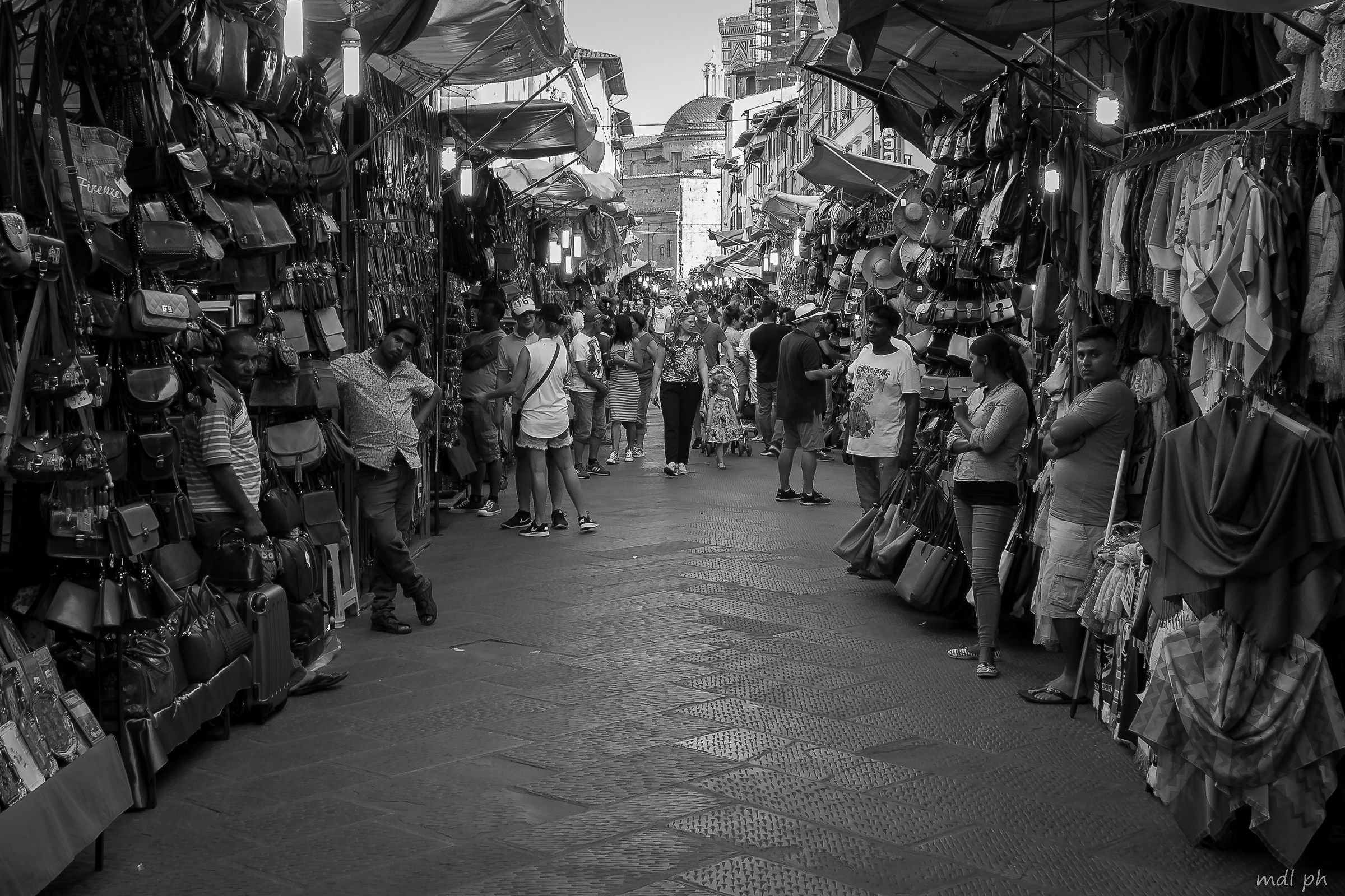 Florence (b / w version)