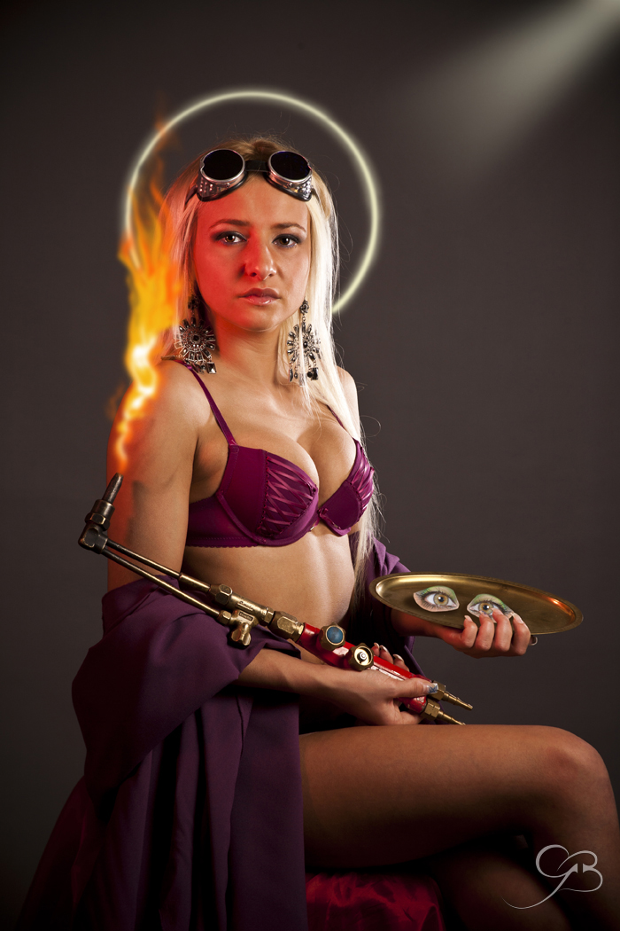 Santa Lucia con fiamma ossidrica