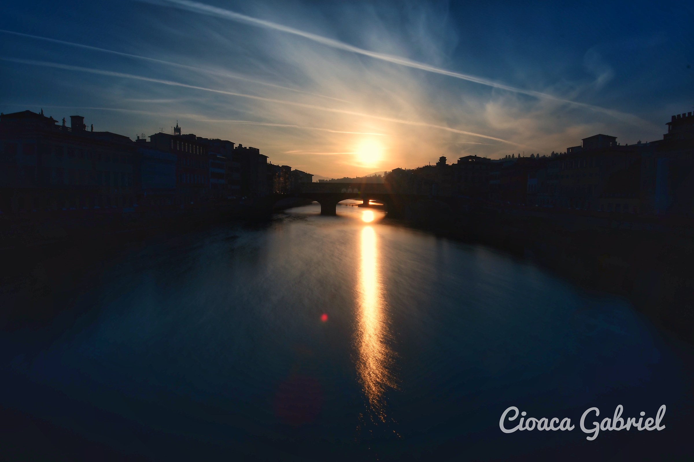 It looks like a flame?