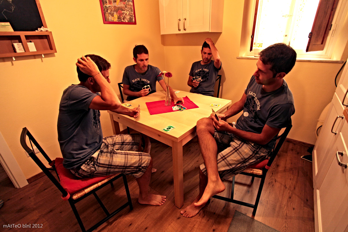 Una partita a carte fra e me me...