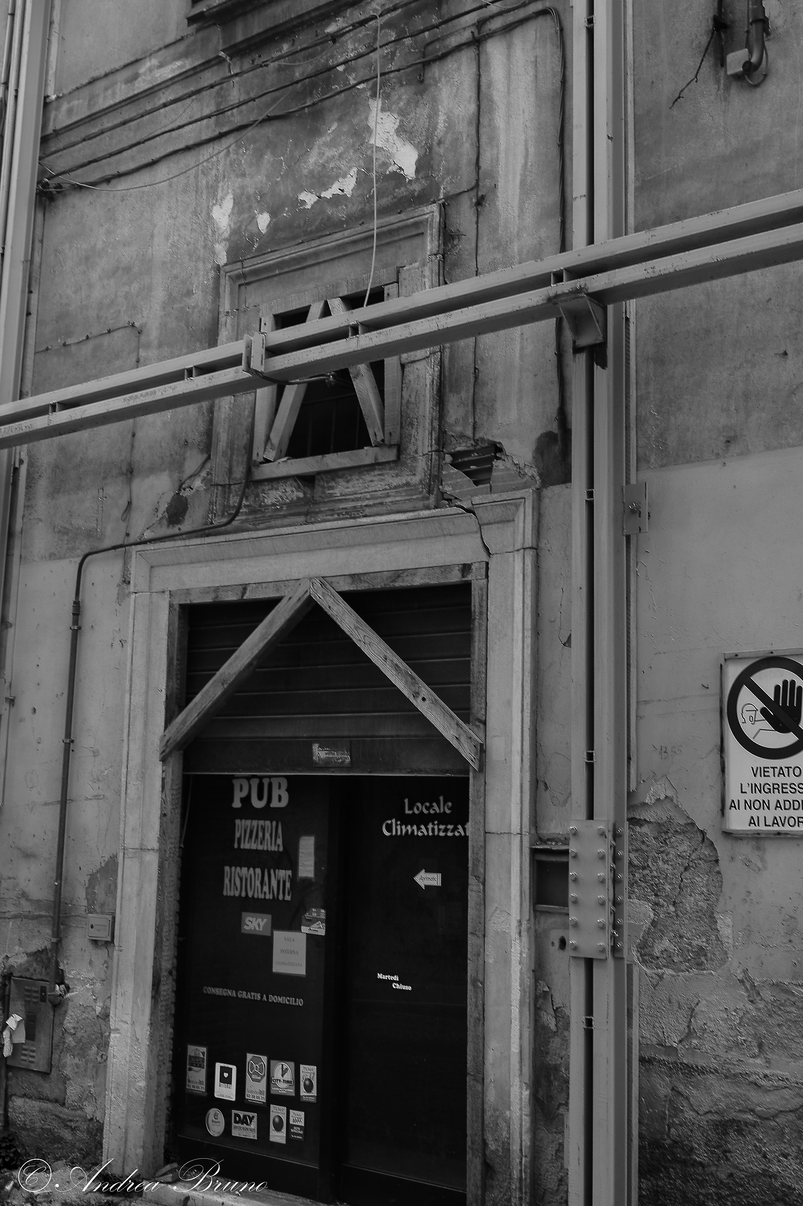 Senza Titolo