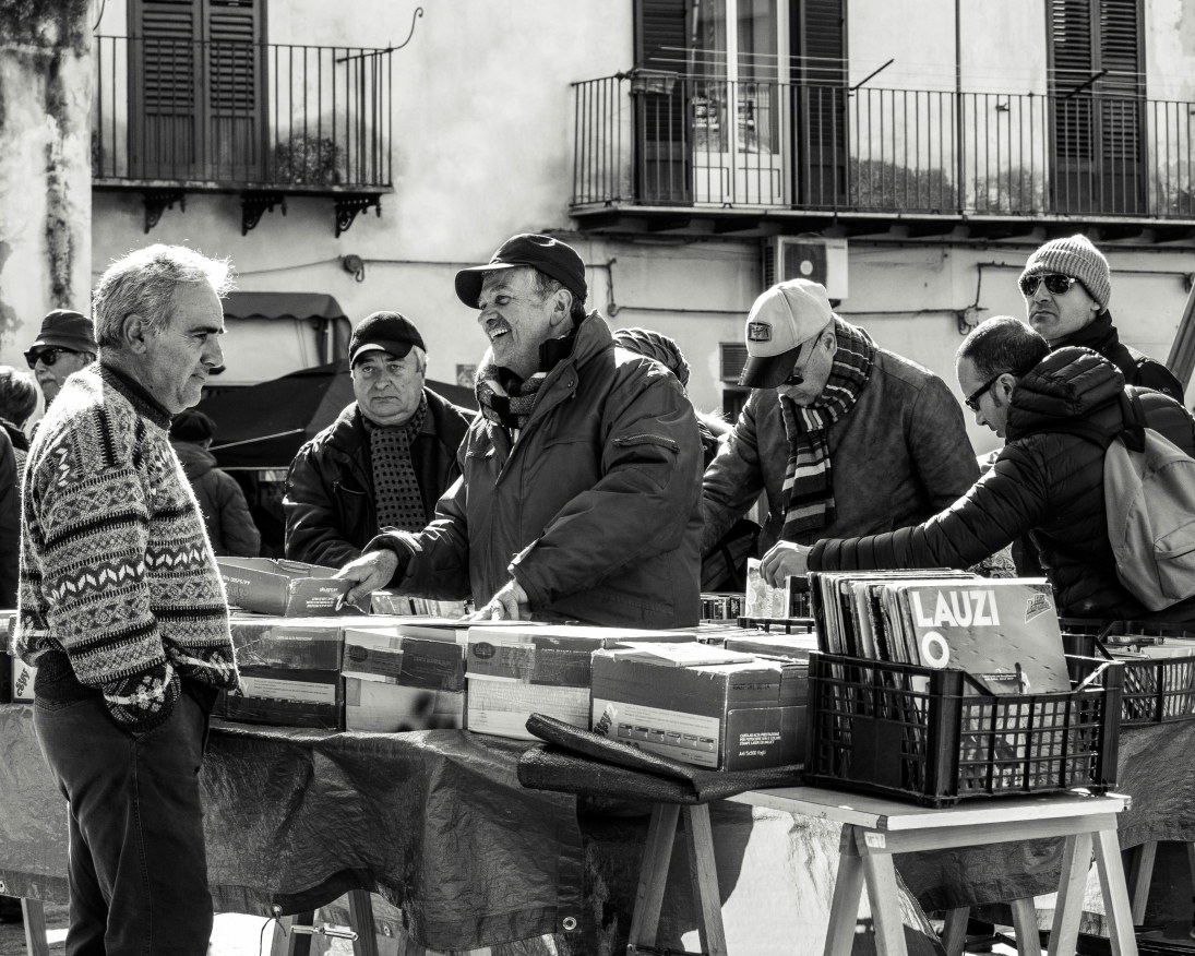 Al mercatino delle pulci...