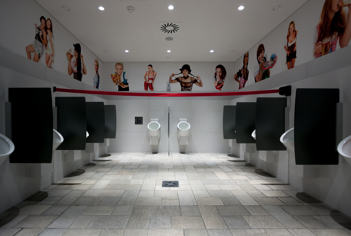 These are strange Austrians ...