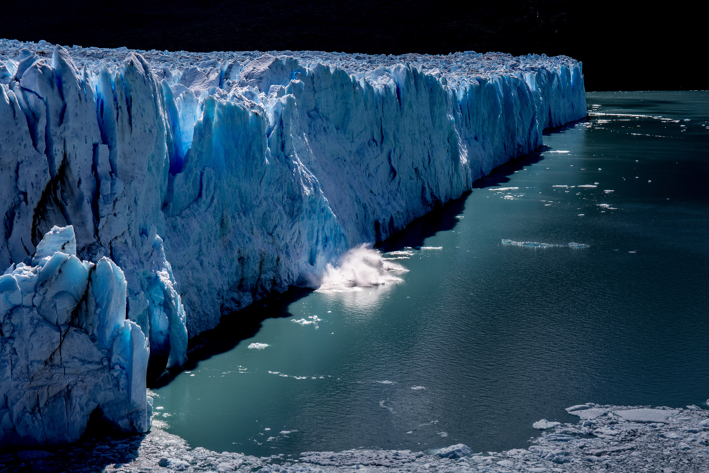 Perito Moreno, il rombo del ghiaccio che si spezza.