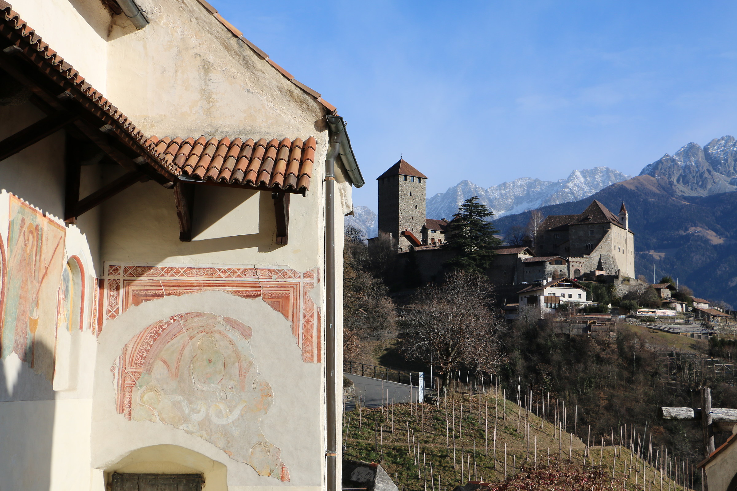 Ciesetta di San Pietro con affresco