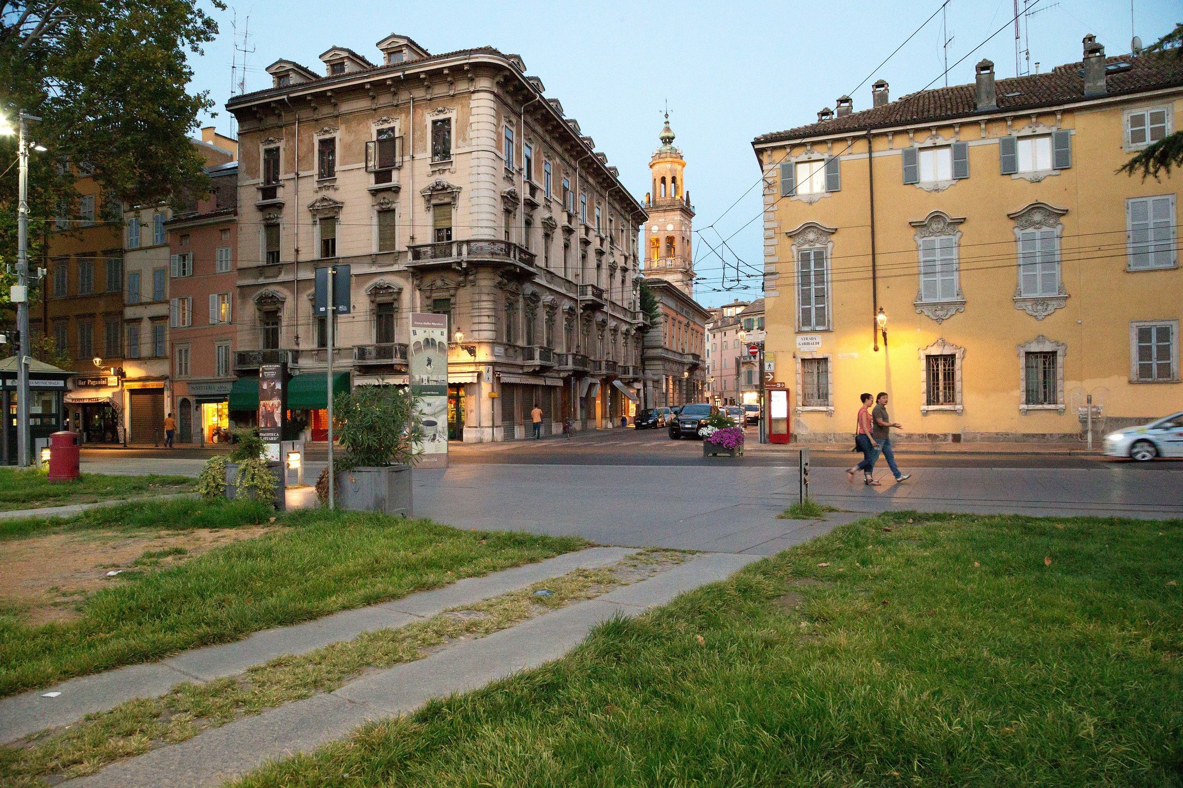 Photos of tests, Canon 1DX to ISO 12800